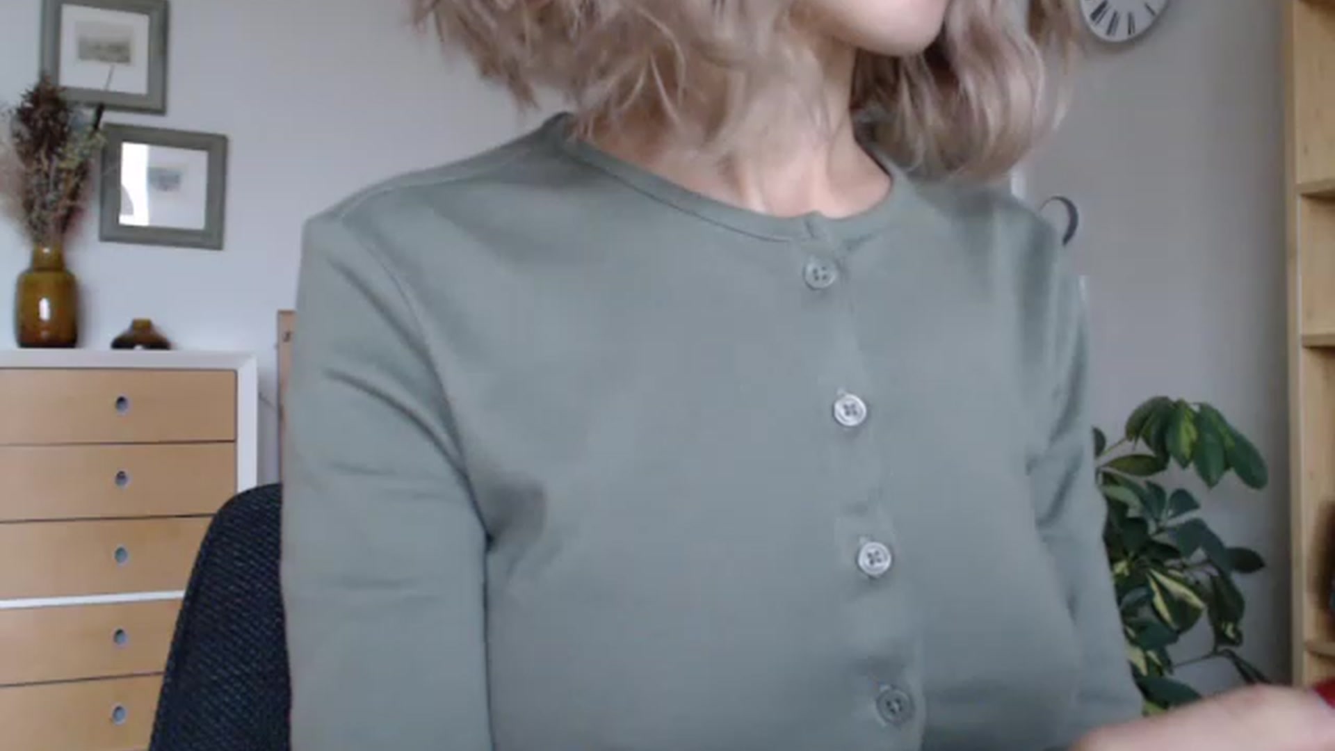Gallery image thumbnail from Nora_Sweet's myfreecams stream on, 01/02/2023, 13:41 image 7 of 20