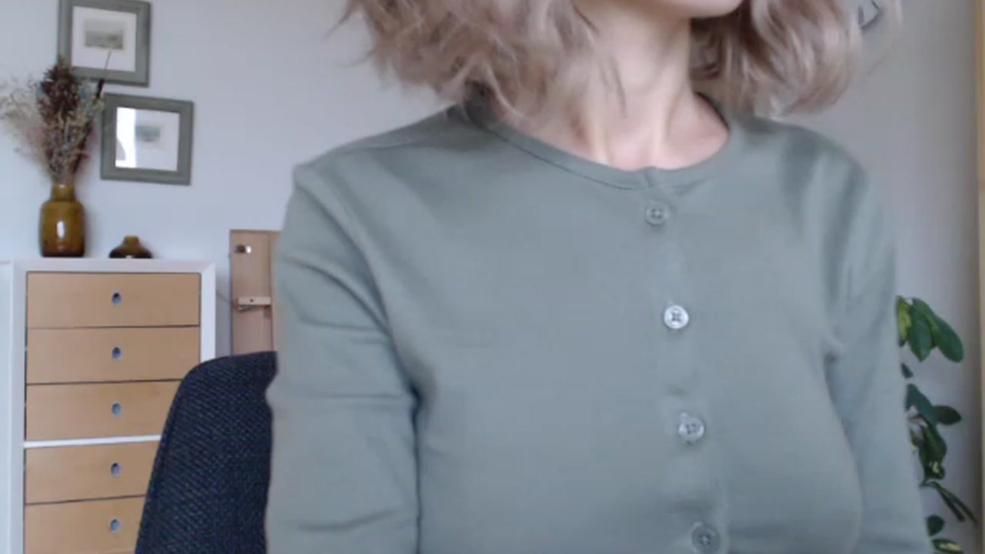 Gallery image thumbnail from Nora_Sweet's myfreecams stream on, 01/02/2023, 13:41 image 20 of 20