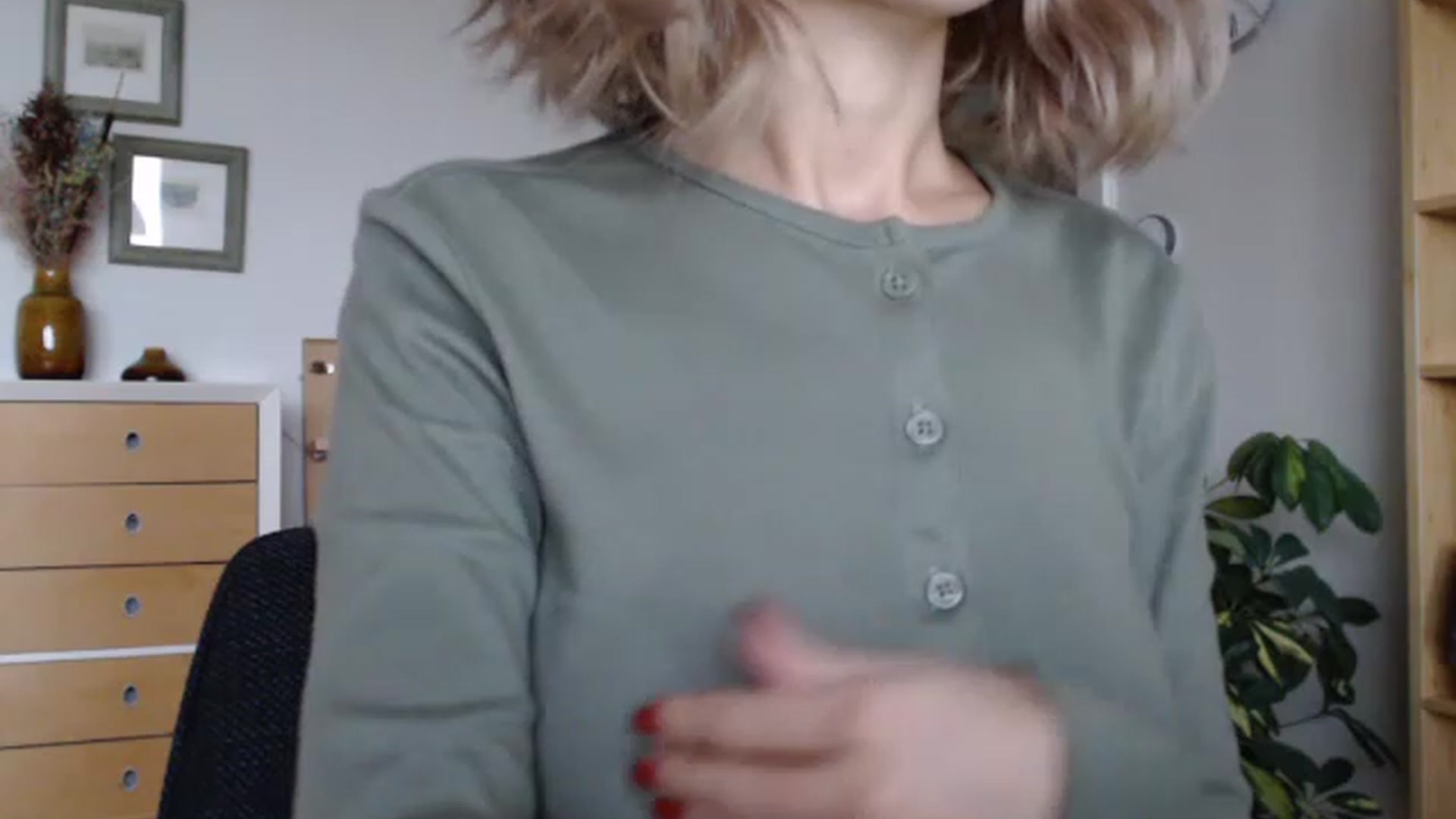 Gallery image thumbnail from Nora_Sweet's myfreecams stream on, 01/02/2023, 13:41 image 11 of 20