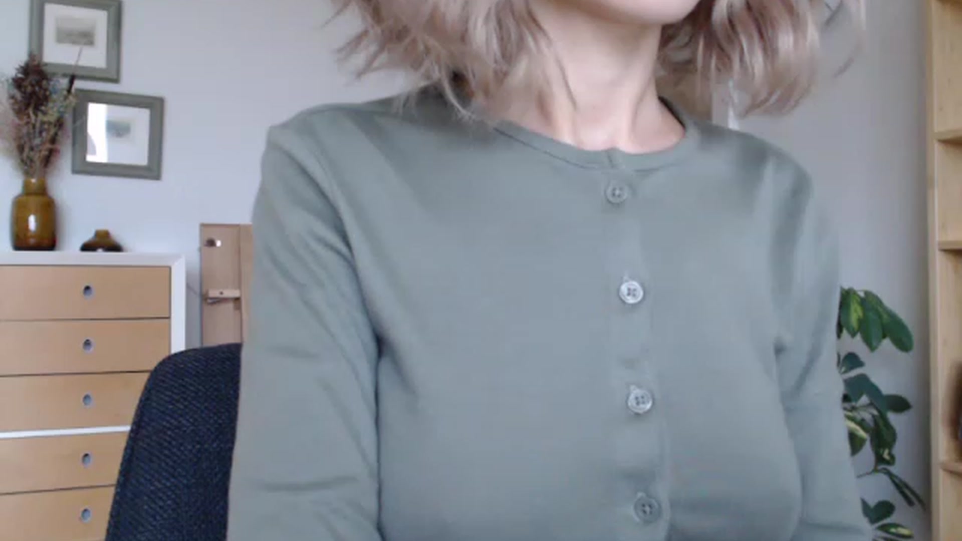 Gallery image thumbnail from Nora_Sweet's myfreecams stream on, 01/02/2023, 13:41 image 19 of 20