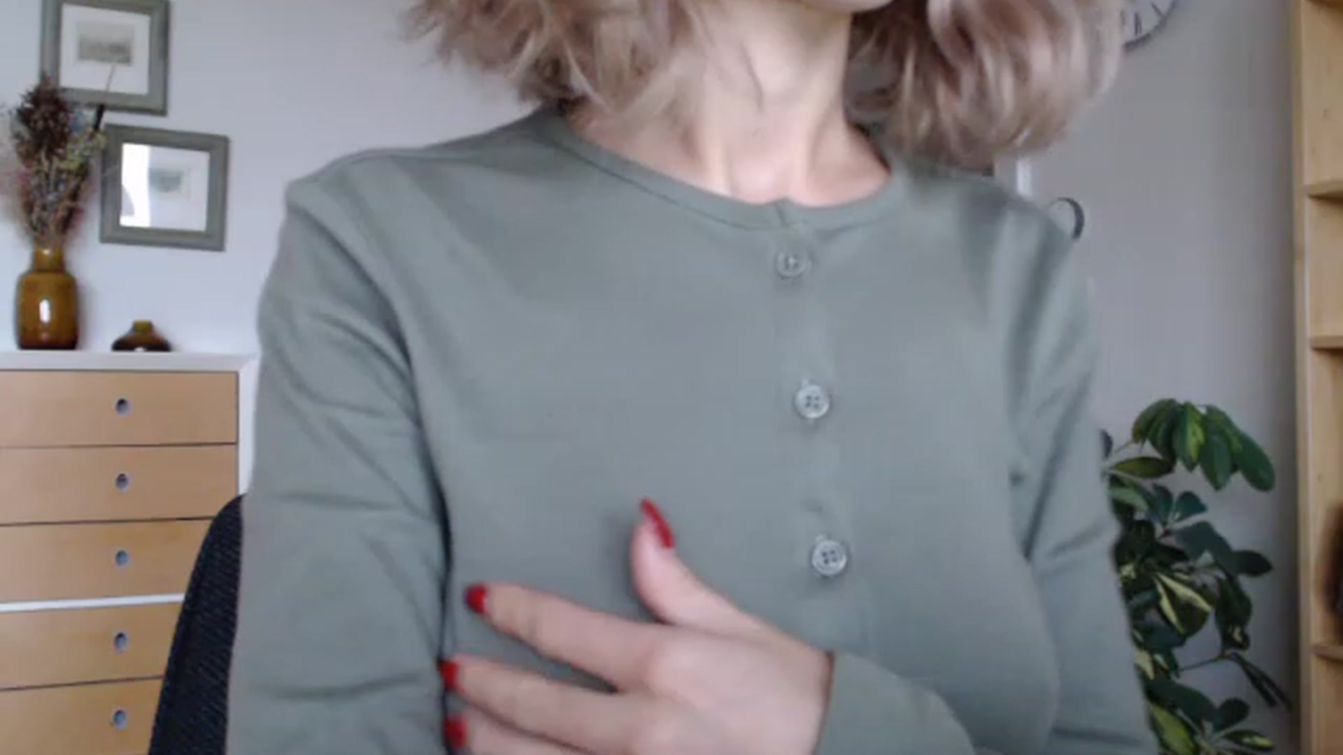 Gallery image thumbnail from Nora_Sweet's myfreecams stream on, 01/02/2023, 13:41 image 9 of 20