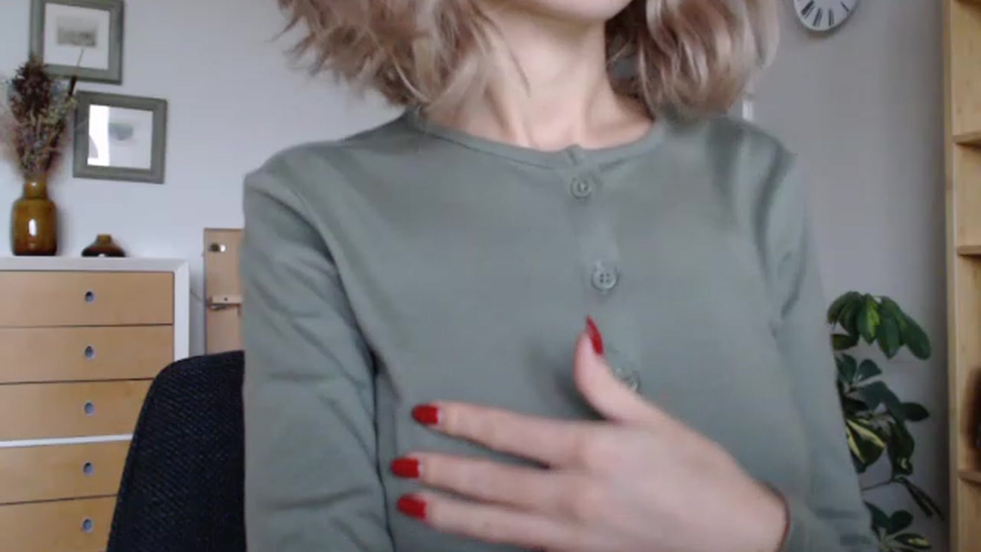 Gallery image thumbnail from Nora_Sweet's myfreecams stream on, 01/02/2023, 13:41 image 10 of 20