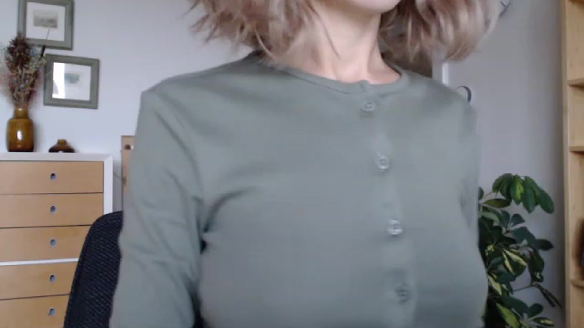 Gallery image thumbnail from Nora_Sweet's myfreecams stream on, 01/02/2023, 13:41 image 13 of 20