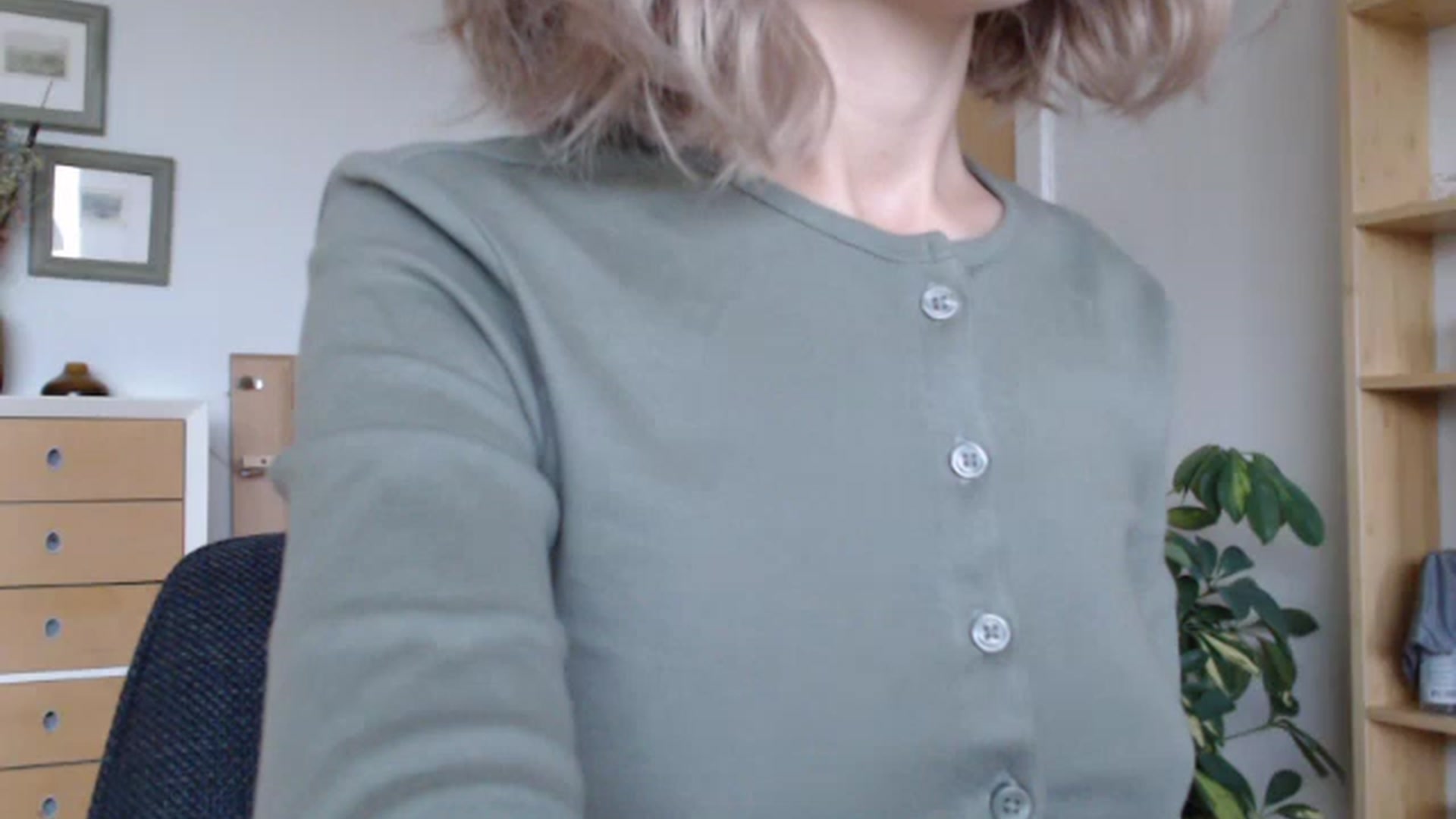 Gallery image thumbnail from Nora_Sweet's myfreecams stream on, 01/04/2023, 12:18 image 1 of 20