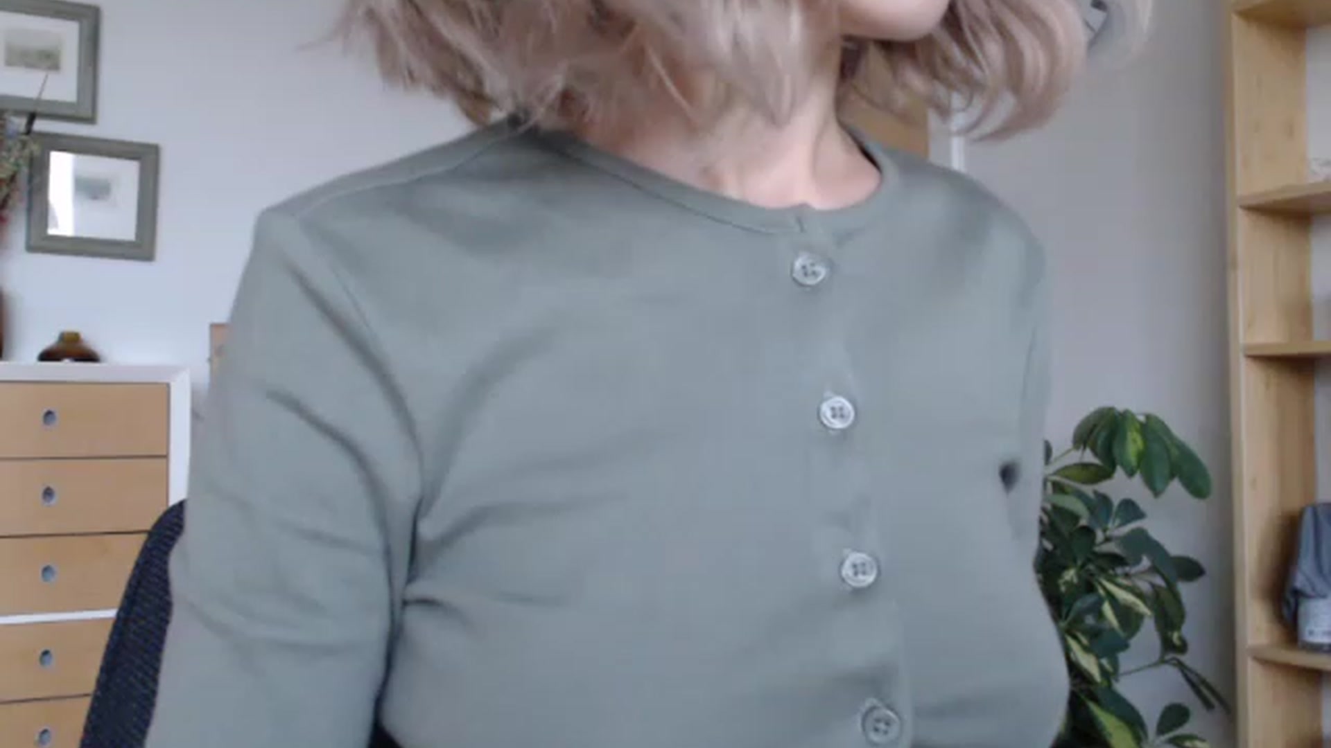 Gallery image thumbnail from Nora_Sweet's myfreecams stream on, 01/04/2023, 12:18 image 4 of 20