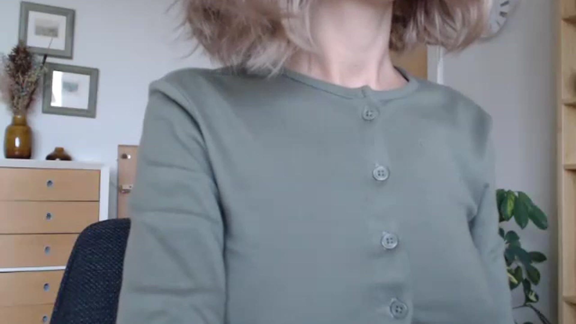 Gallery image thumbnail from Nora_Sweet's myfreecams stream on, 01/09/2023, 10:54 image 4 of 20