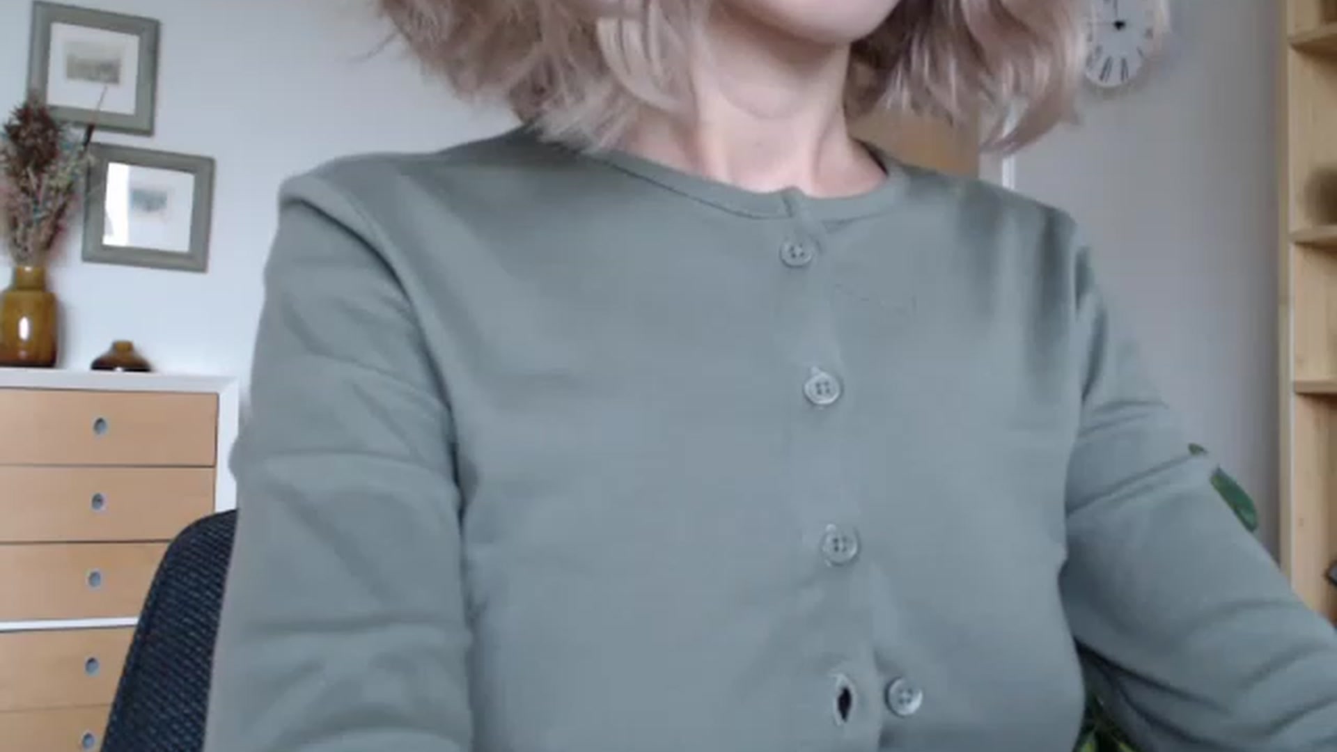 Gallery image thumbnail from Nora_Sweet's myfreecams stream on, 01/09/2023, 10:54 image 13 of 20
