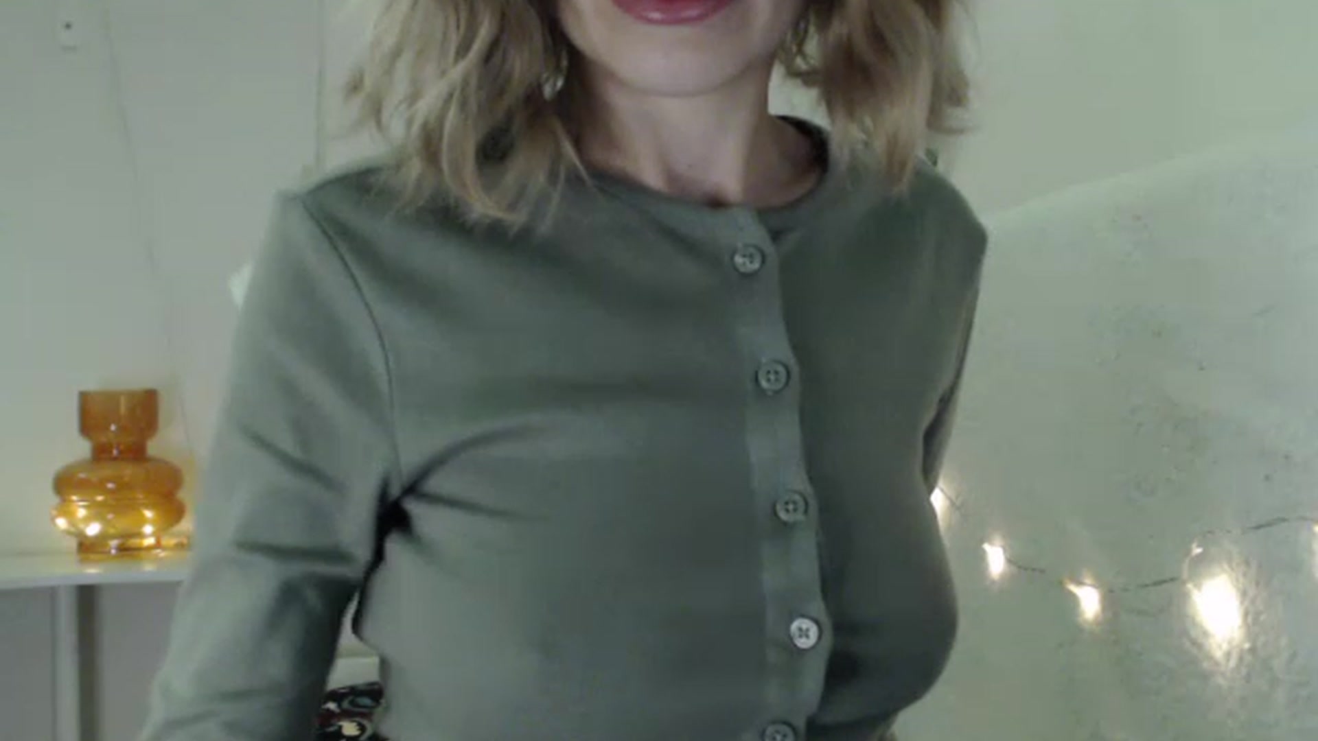 Gallery image thumbnail from Nora_Sweet's myfreecams stream on, 01/09/2023, 23:08 image 19 of 20