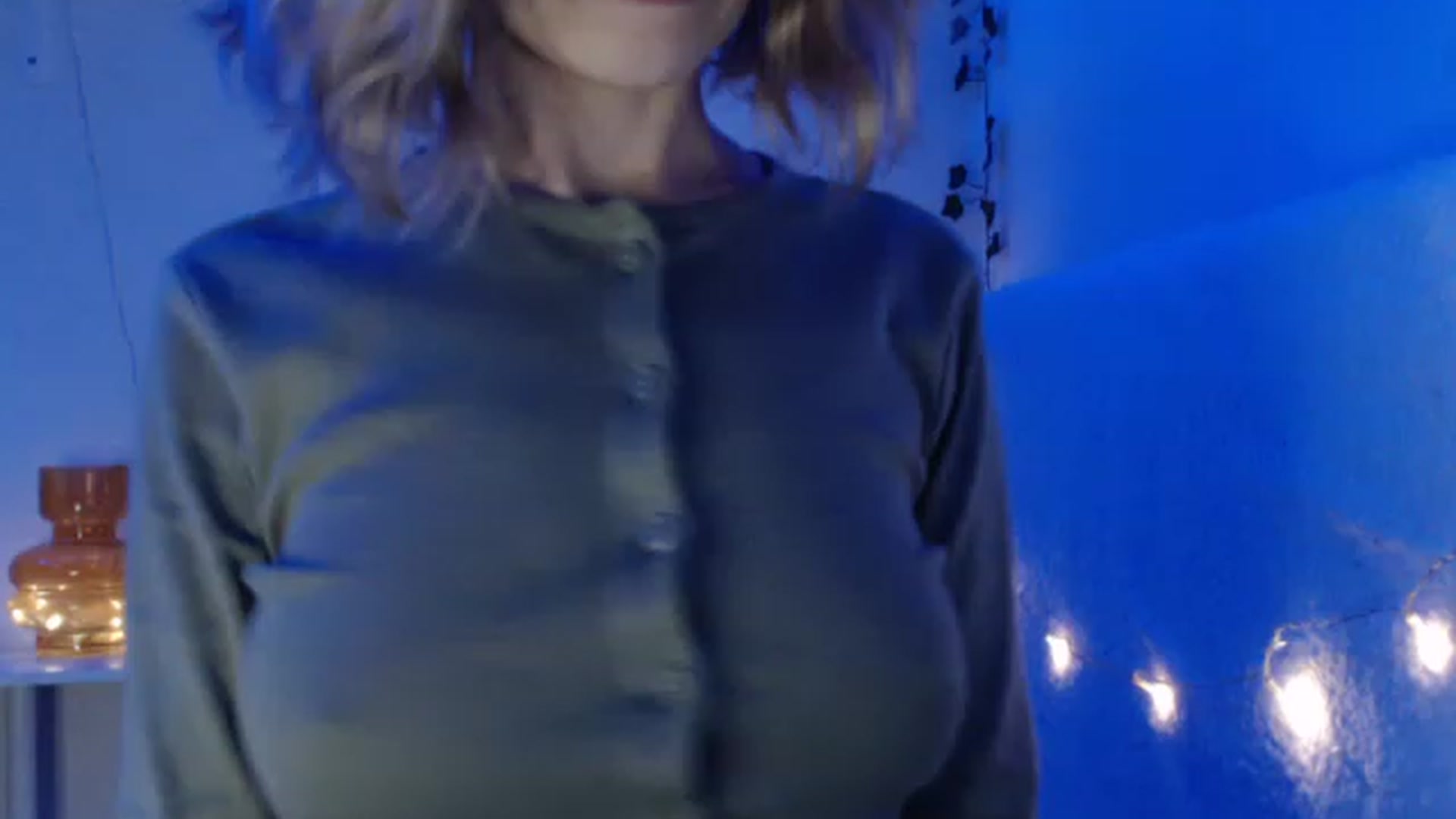 Gallery image thumbnail from Nora_Sweet's myfreecams stream on, 01/09/2023, 23:08 image 8 of 20