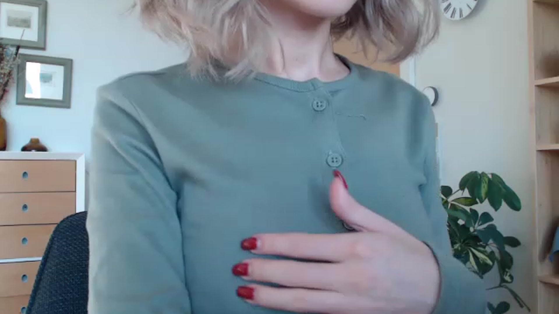 Gallery image thumbnail from Nora_Sweet's myfreecams stream on, 01/10/2023, 11:02 image 6 of 20