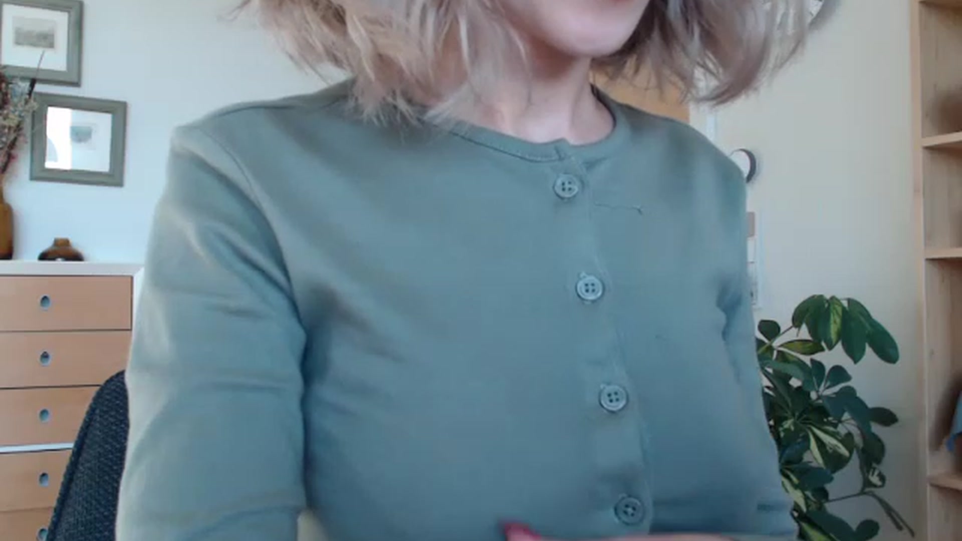 Gallery image thumbnail from Nora_Sweet's myfreecams stream on, 01/10/2023, 11:02 image 5 of 20