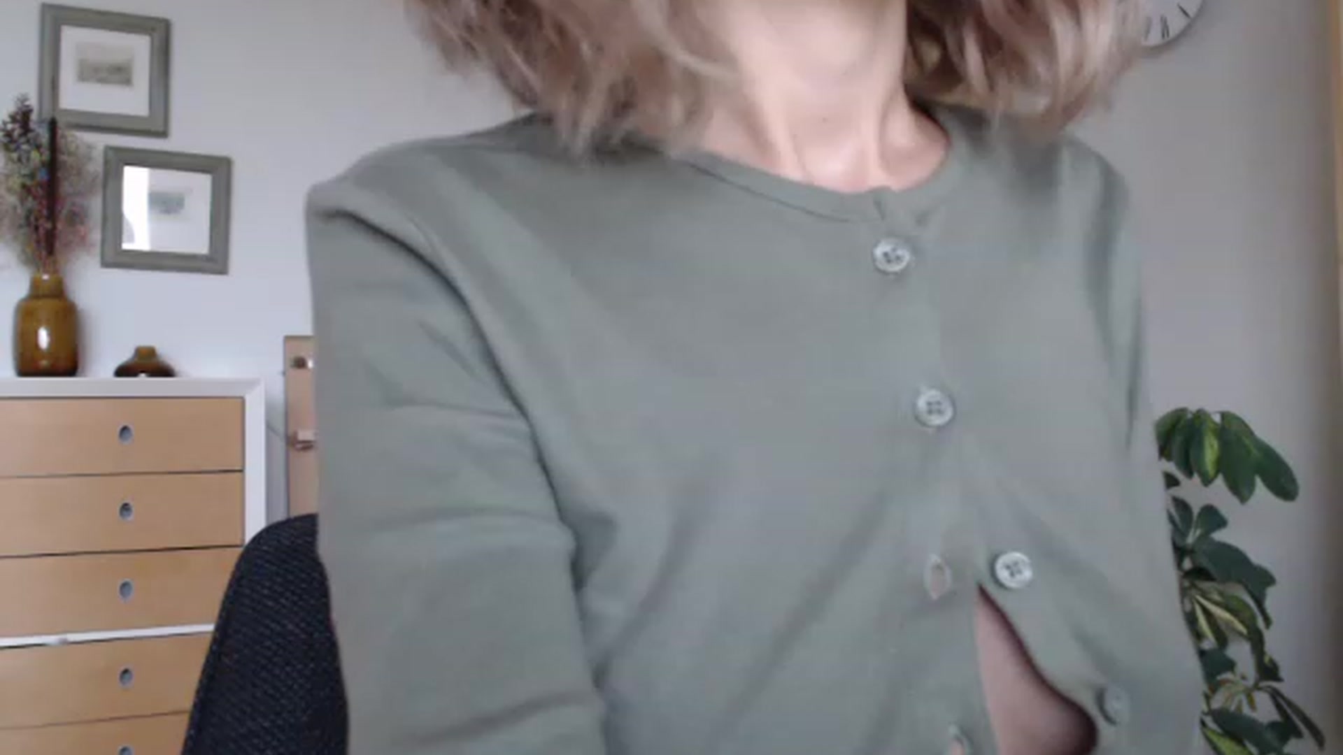 Gallery image thumbnail from Nora_Sweet's myfreecams stream on, 01/17/2023, 10:25 image 15 of 20