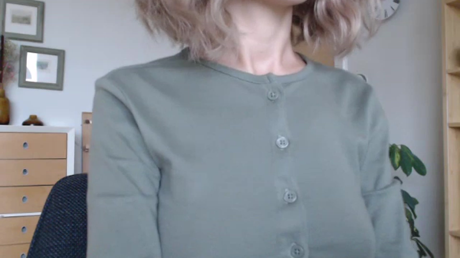 Gallery image thumbnail from Nora_Sweet's myfreecams stream on, 01/17/2023, 11:46 image 14 of 20