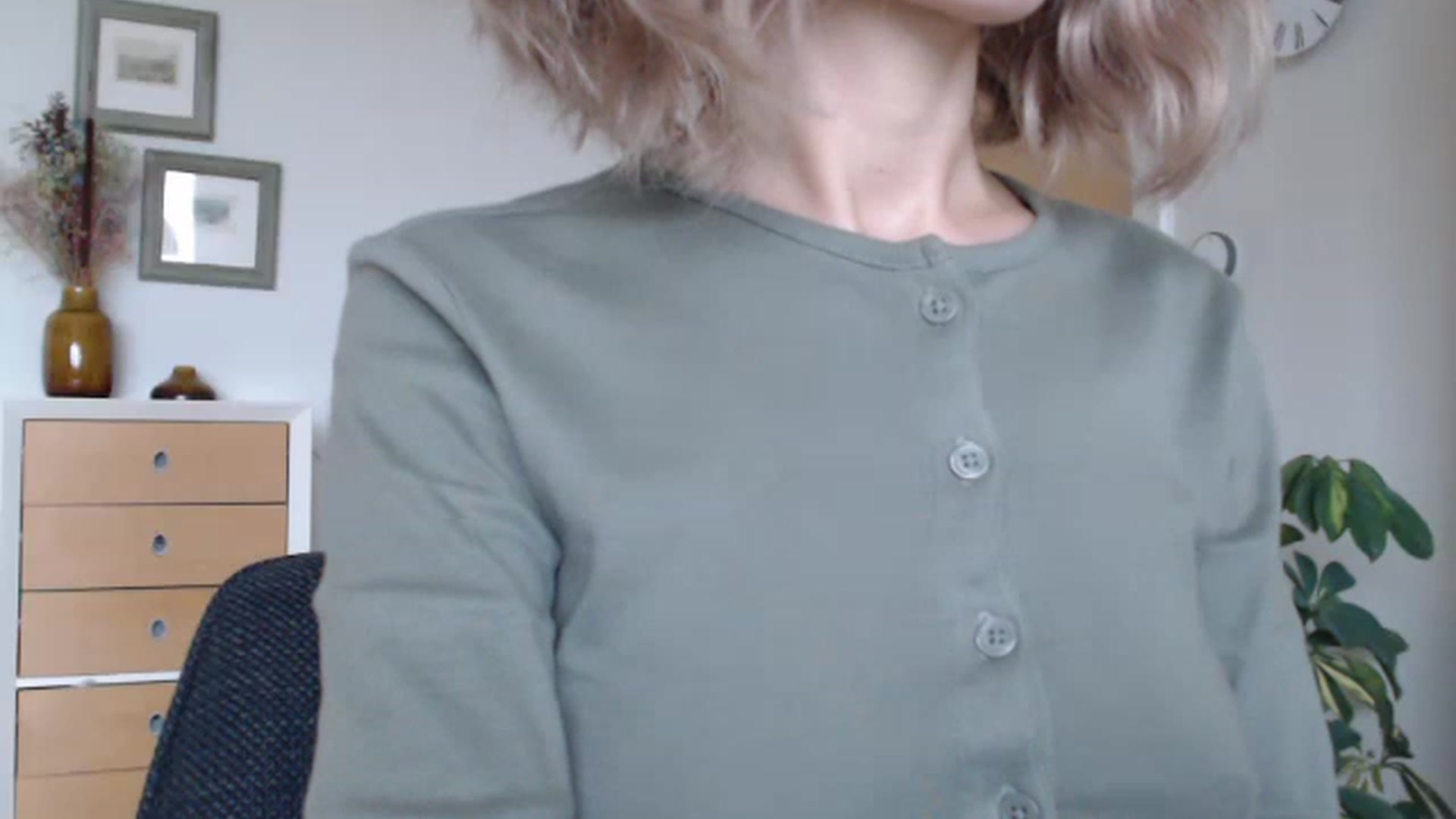 Gallery image thumbnail from Nora_Sweet's myfreecams stream on, 01/17/2023, 11:46 image 3 of 20