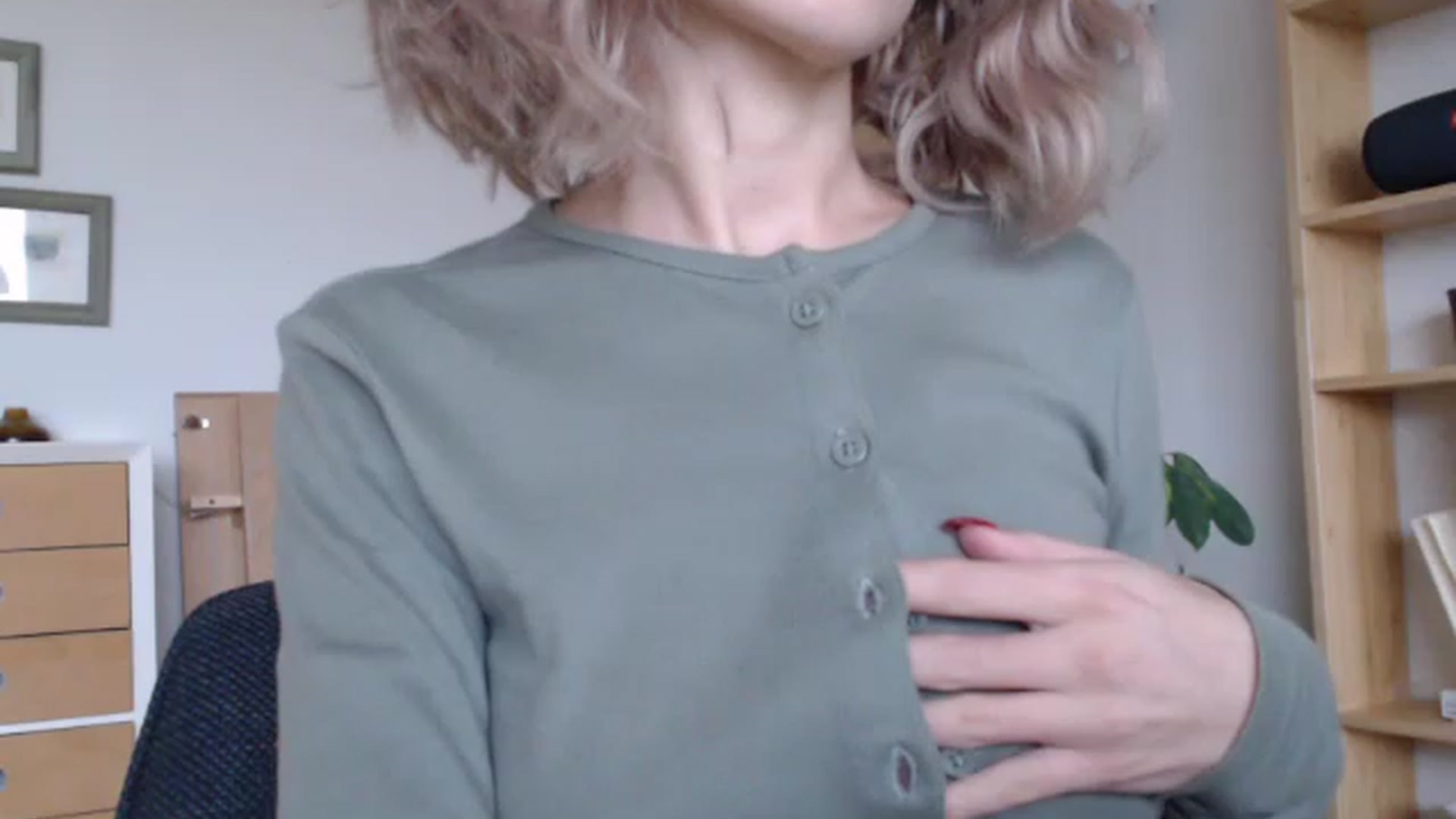 Gallery image thumbnail from Nora_Sweet's myfreecams stream on, 01/17/2023, 13:21 image 8 of 20