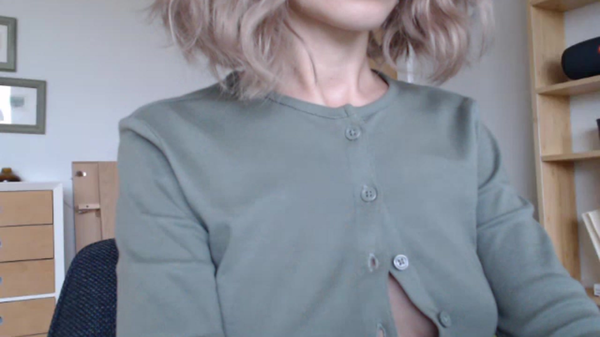 Gallery image thumbnail from Nora_Sweet's myfreecams stream on, 01/17/2023, 13:21 image 10 of 20