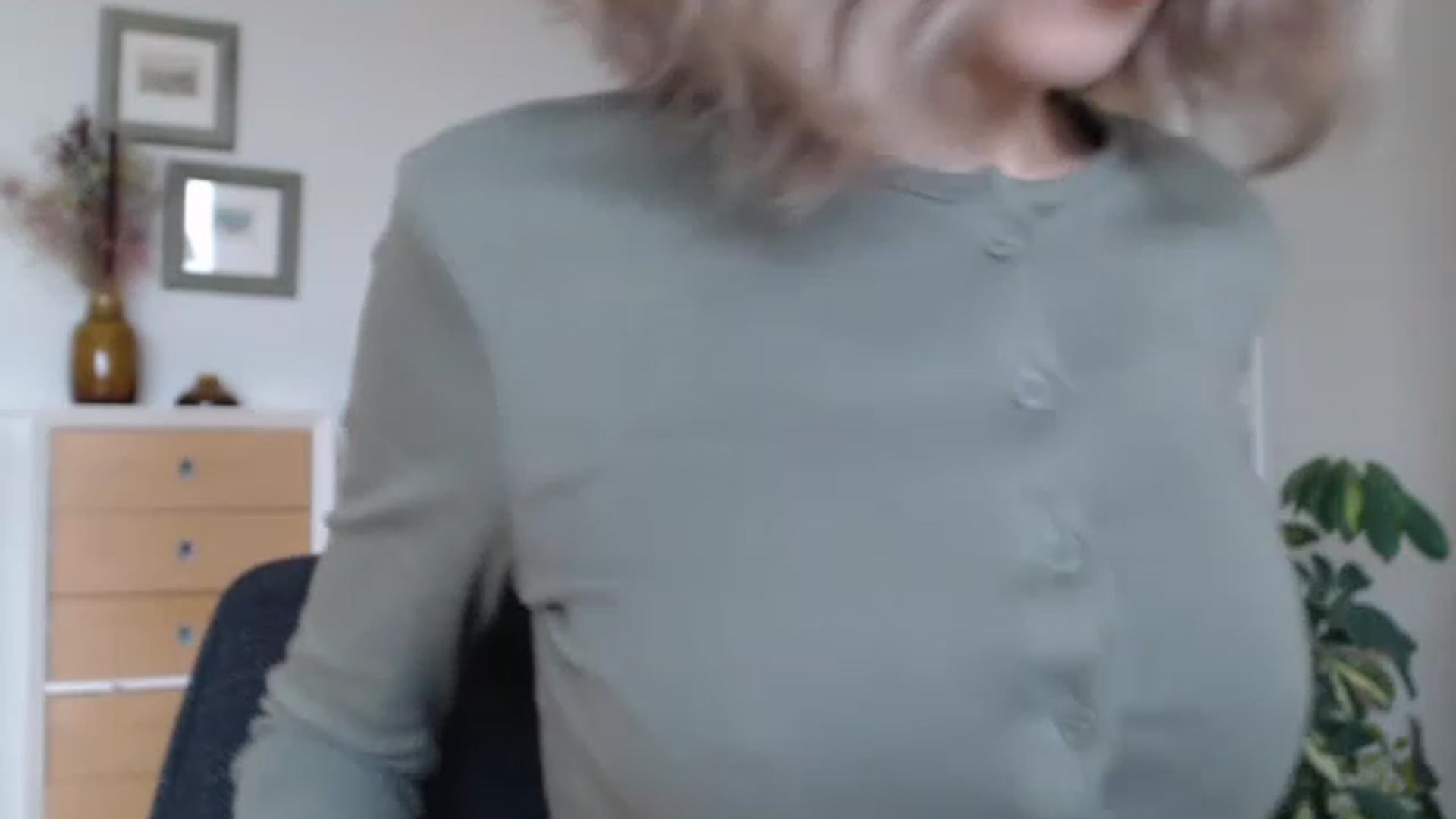 Gallery image thumbnail from Nora_Sweet's myfreecams stream on, 01/20/2023, 11:54 image 16 of 20