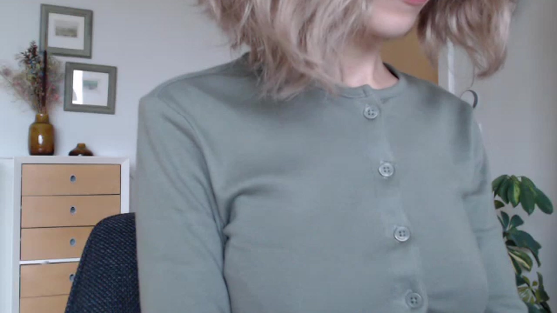Gallery image thumbnail from Nora_Sweet's myfreecams stream on, 01/20/2023, 11:54 image 13 of 20