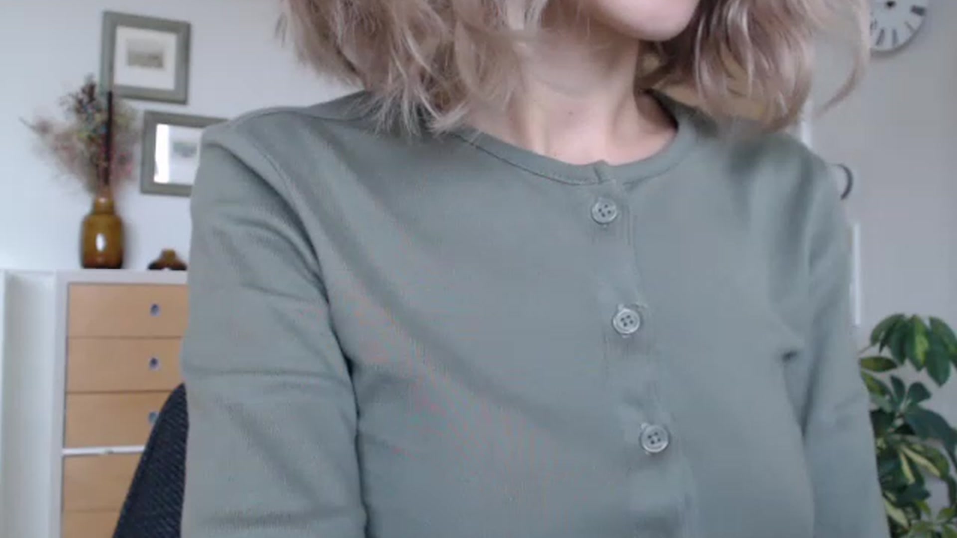 Gallery image thumbnail from Nora_Sweet's myfreecams stream on, 01/23/2023, 11:41 image 17 of 20