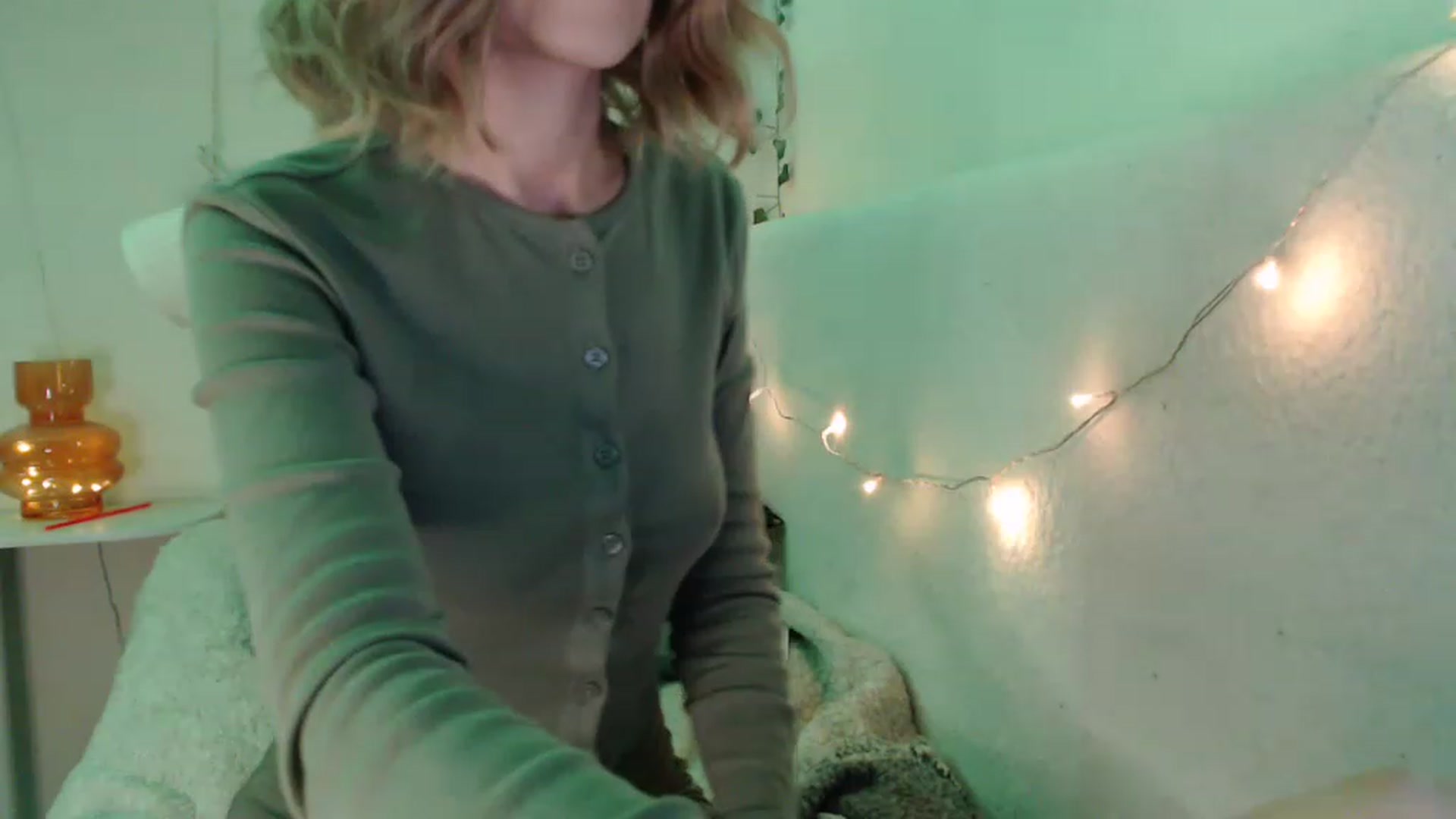 Gallery image thumbnail from Nora_Sweet's myfreecams stream on, 02/20/2023, 24:10 image 14 of 20