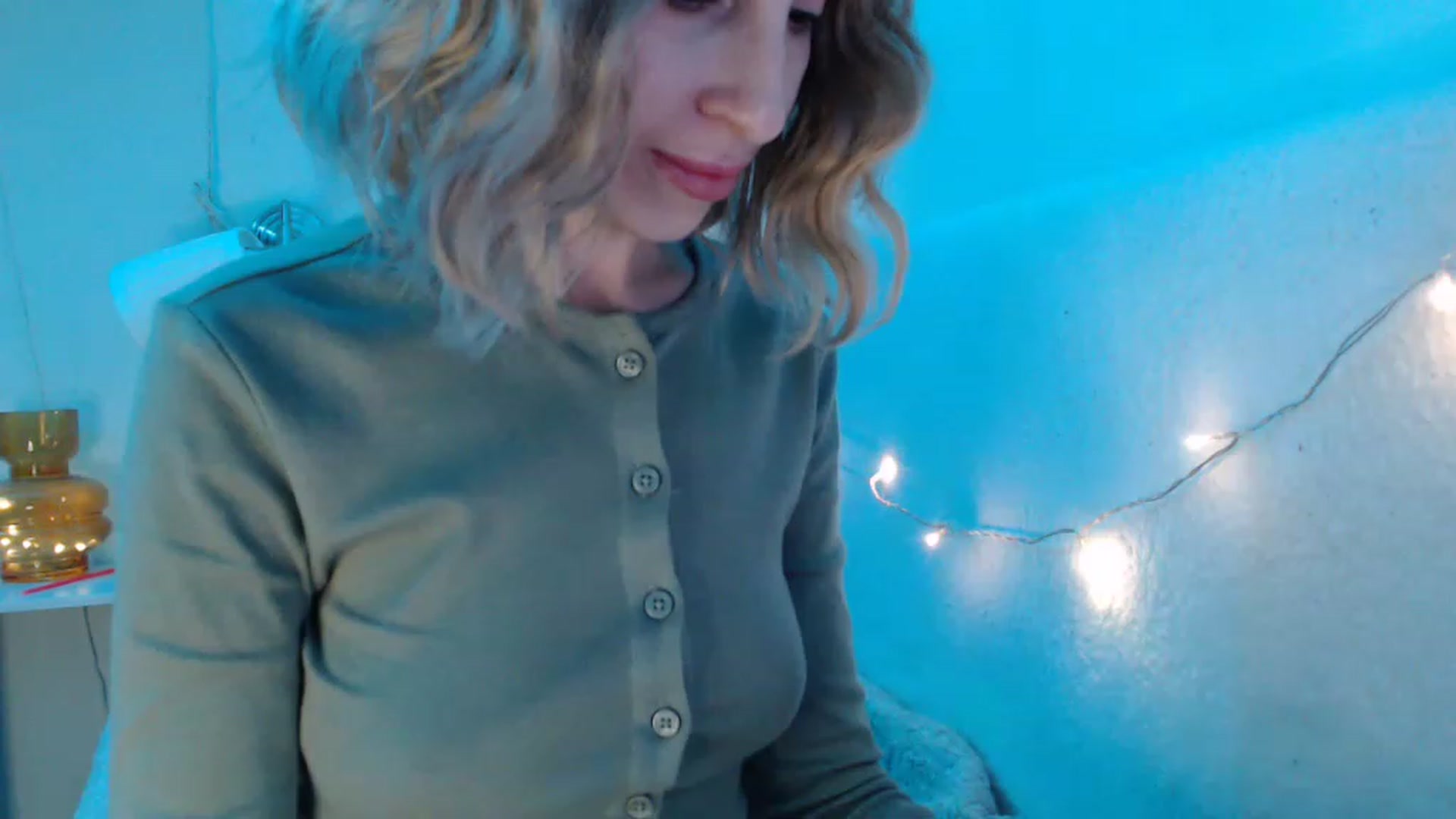 Gallery image thumbnail from Nora_Sweet's myfreecams stream on, 02/20/2023, 24:10 image 4 of 20