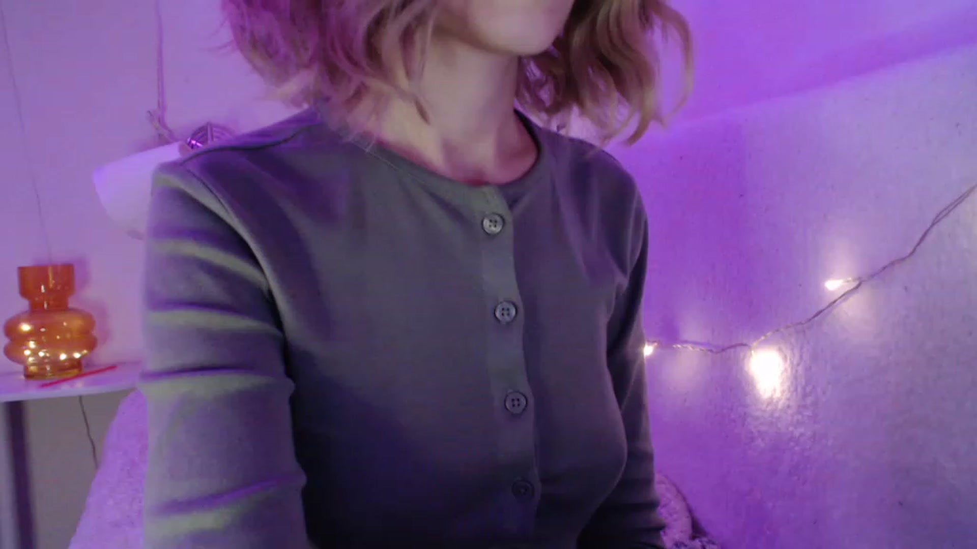 Gallery image thumbnail from Nora_Sweet's myfreecams stream on, 02/20/2023, 24:10 image 20 of 20