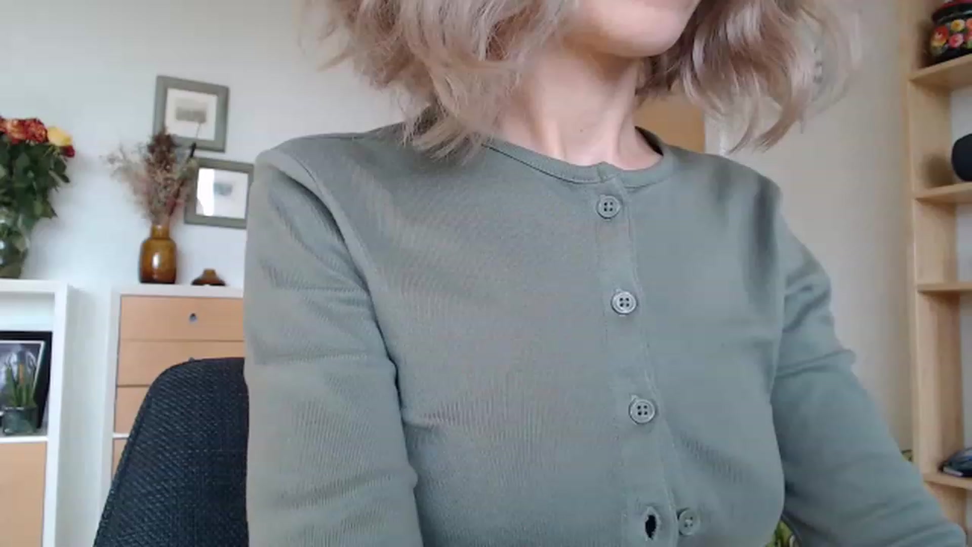 Gallery image thumbnail from Nora_Sweet's myfreecams stream on, 02/22/2023, 12:01 image 15 of 20
