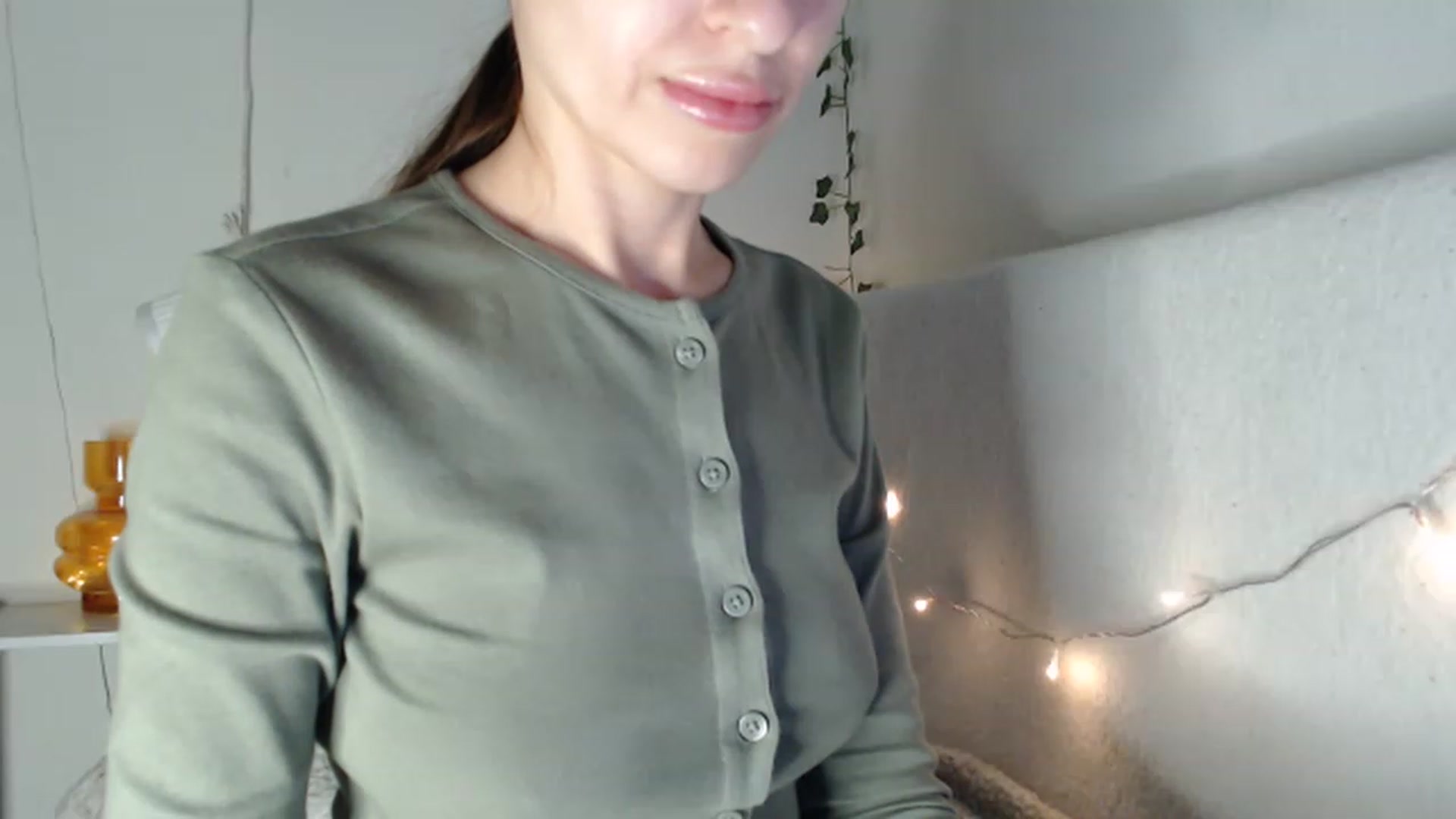 Gallery image thumbnail from Nora_Sweet's myfreecams stream on, 02/26/2023, 12:52 image 13 of 20