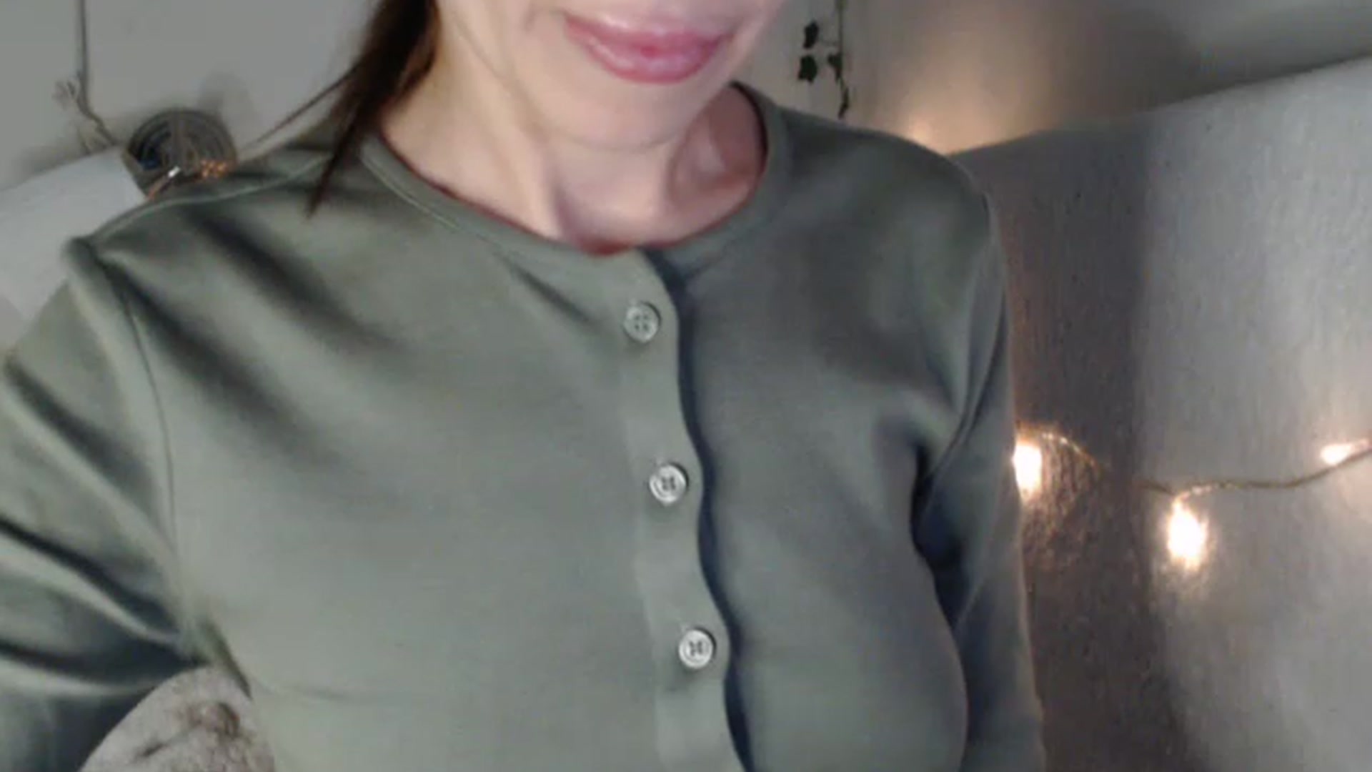 Gallery image thumbnail from Nora_Sweet's myfreecams stream on, 03/01/2023, 13:37 image 4 of 20
