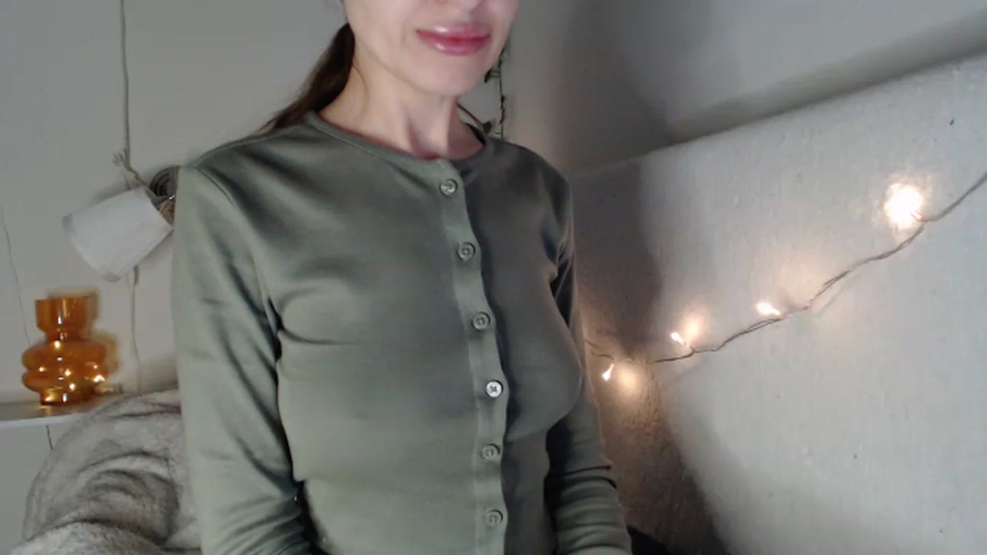 Gallery image thumbnail from Nora_Sweet's myfreecams stream on, 03/03/2023, 13:31 image 8 of 20