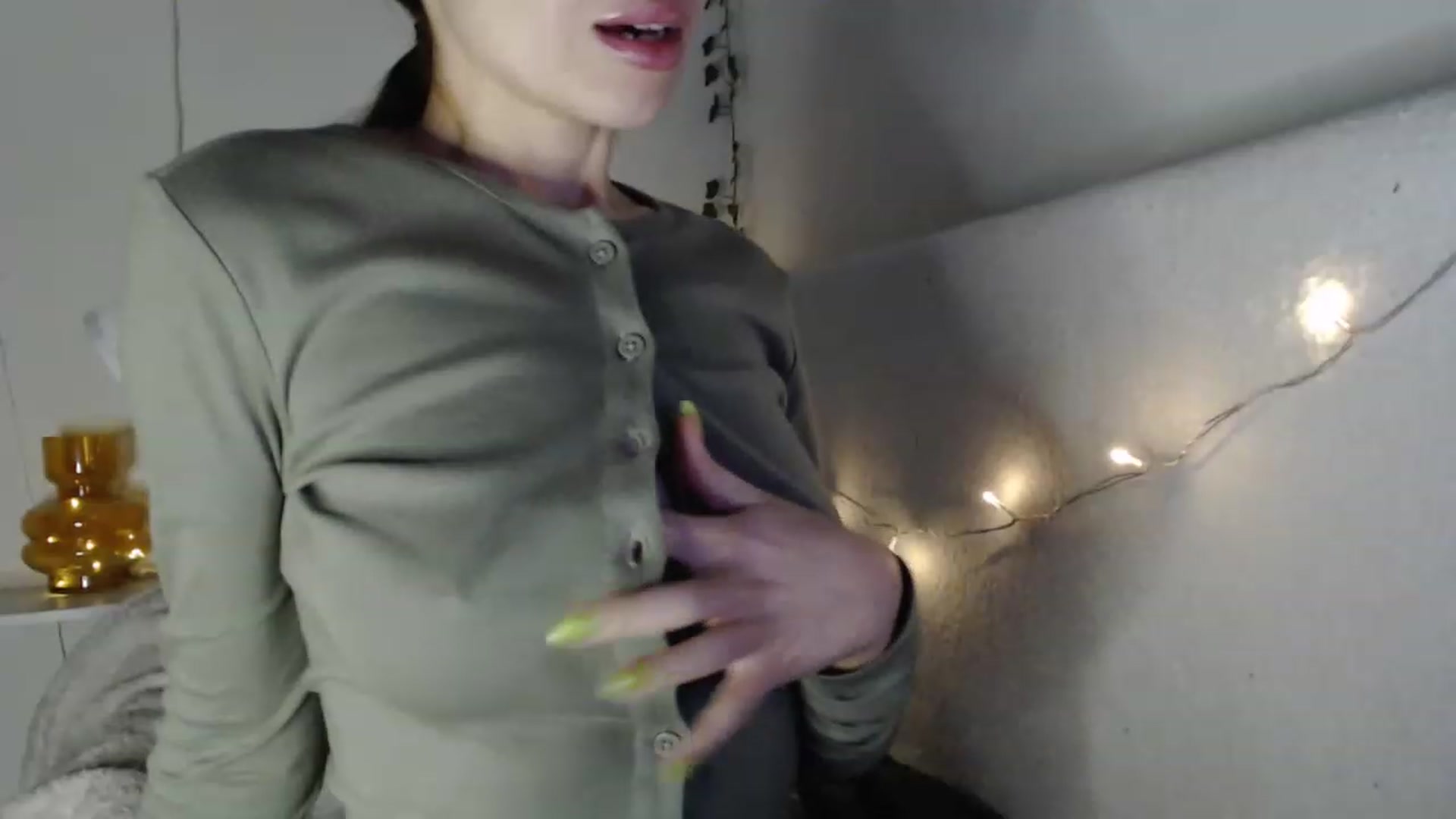 Gallery image thumbnail from Nora_Sweet's myfreecams stream on, 03/03/2023, 13:31 image 13 of 20