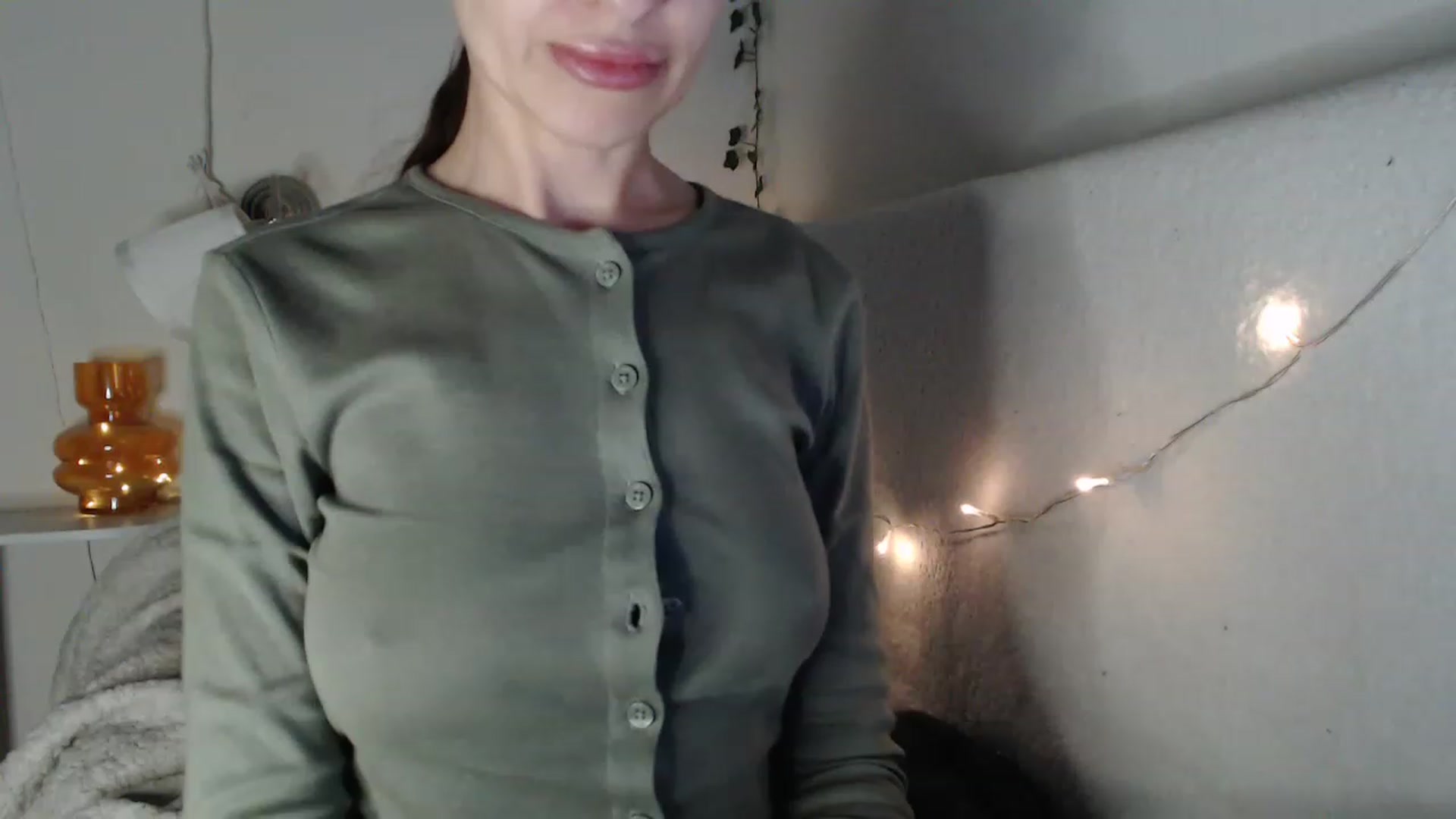 Gallery image thumbnail from Nora_Sweet's myfreecams stream on, 03/03/2023, 14:57 image 16 of 20
