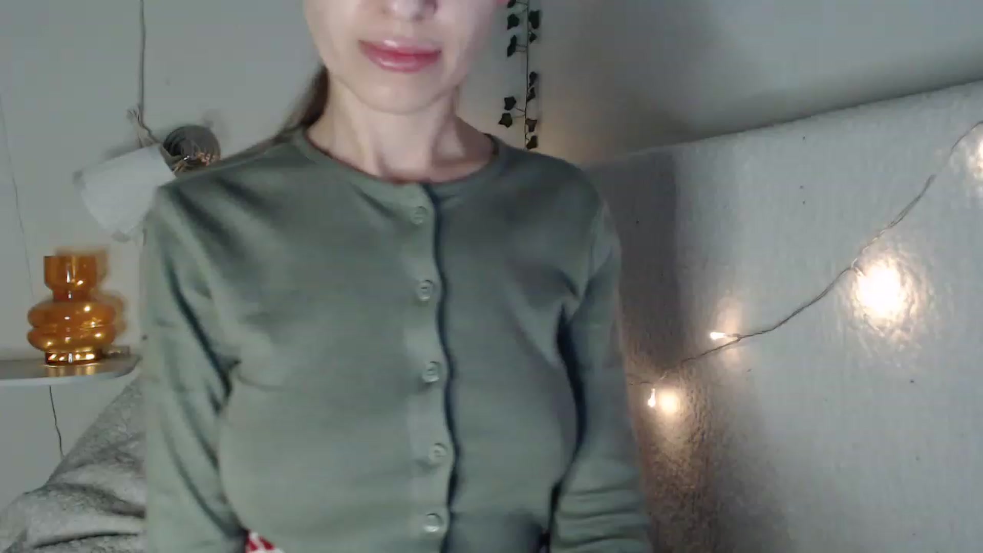 Gallery image thumbnail from Nora_Sweet's myfreecams stream on, 03/07/2023, 12:03 image 9 of 20