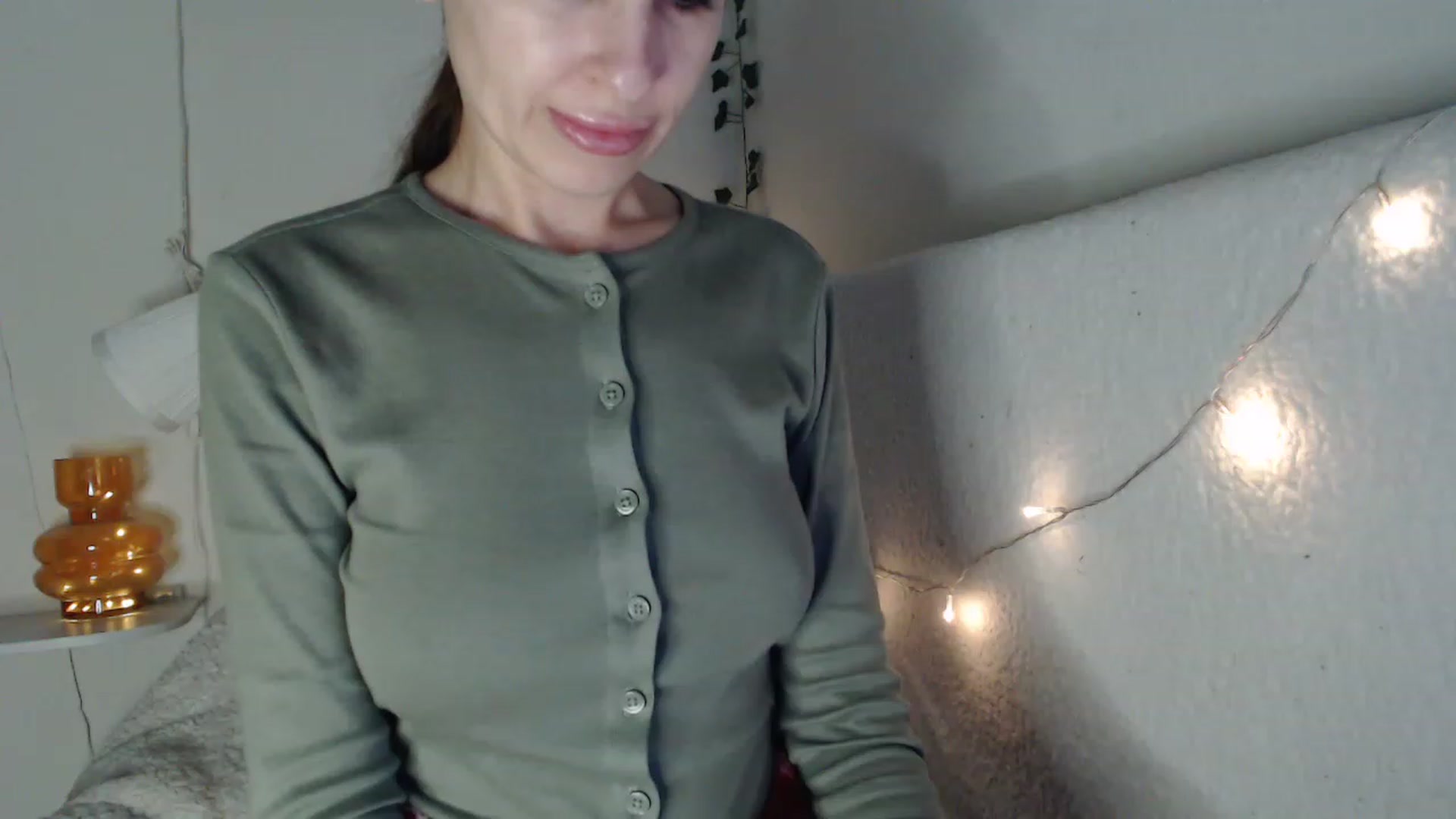 Gallery image thumbnail from Nora_Sweet's myfreecams stream on, 03/07/2023, 14:09 image 6 of 20
