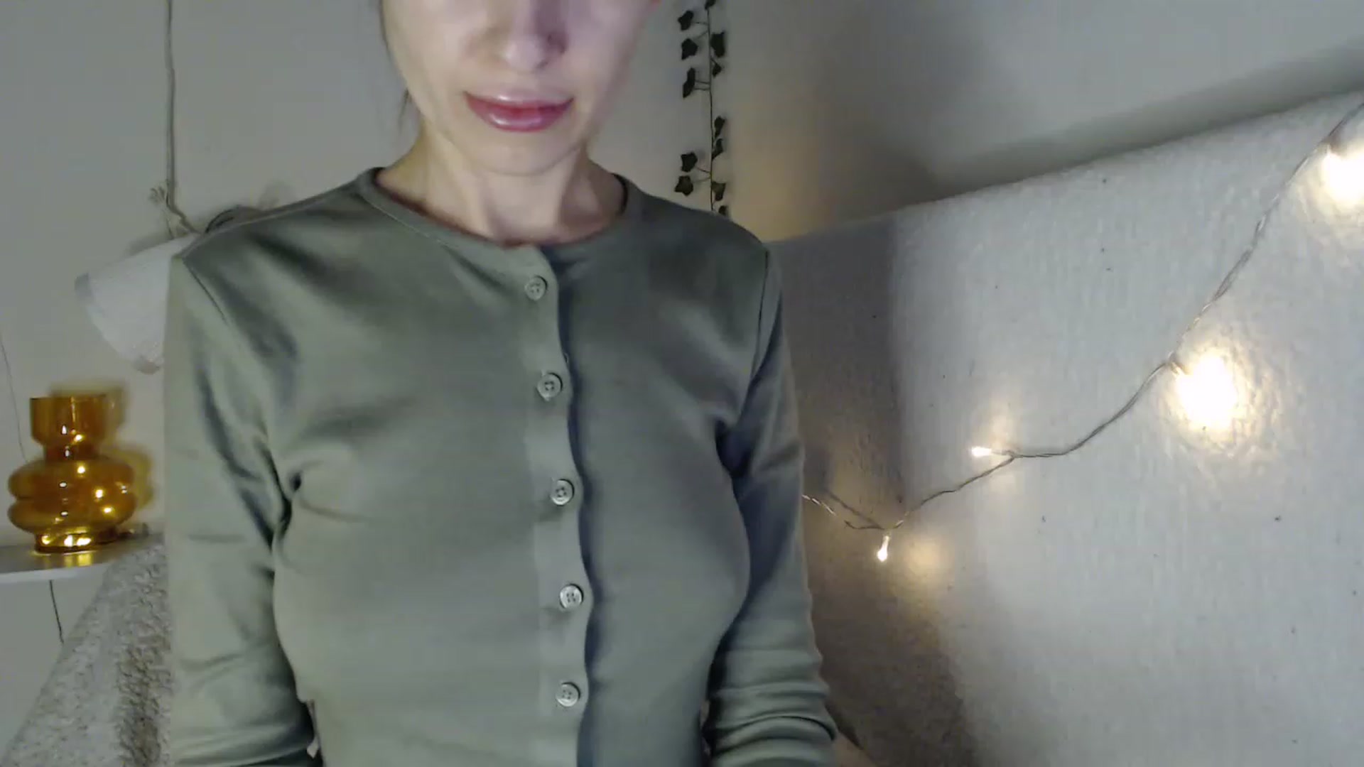 Gallery image thumbnail from Nora_Sweet's myfreecams stream on, 03/08/2023, 12:08 image 15 of 20
