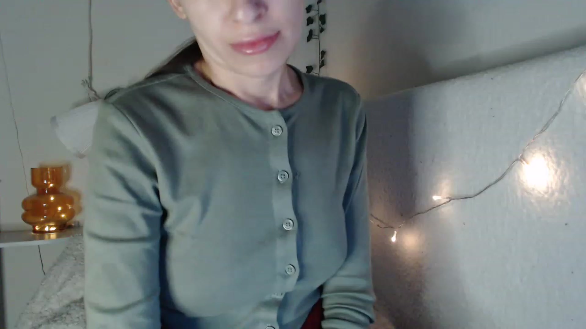 Gallery image thumbnail from Nora_Sweet's myfreecams stream on, 03/08/2023, 14:14 image 5 of 20