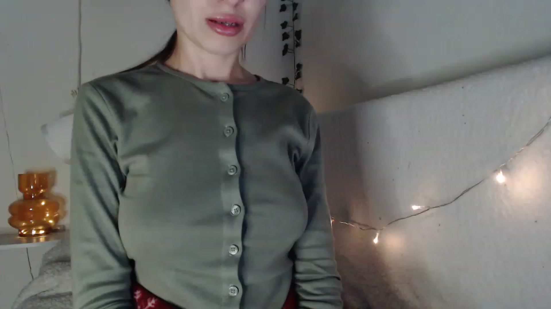 Gallery image thumbnail from Nora_Sweet's myfreecams stream on, 03/09/2023, 13:58 image 15 of 20