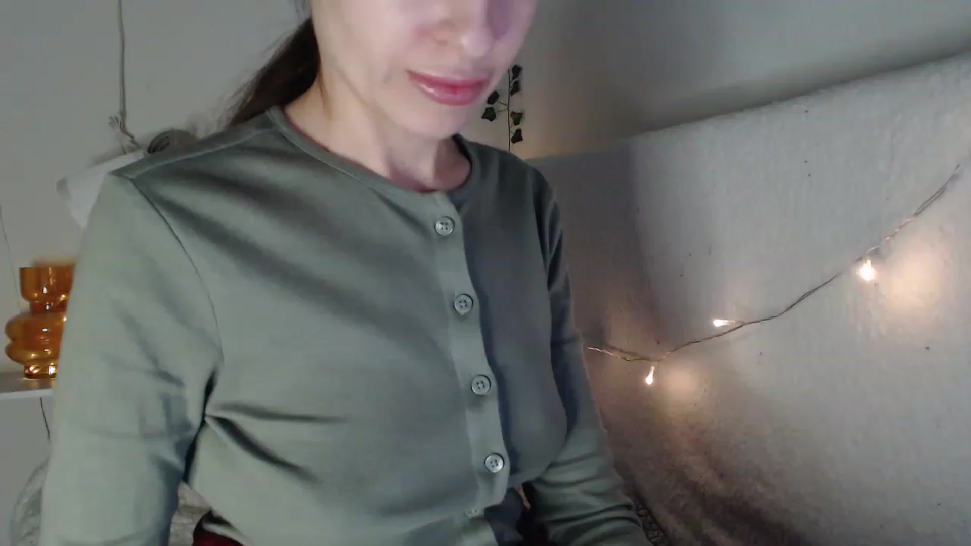 Gallery image thumbnail from Nora_Sweet's myfreecams stream on, 03/09/2023, 13:58 image 6 of 20