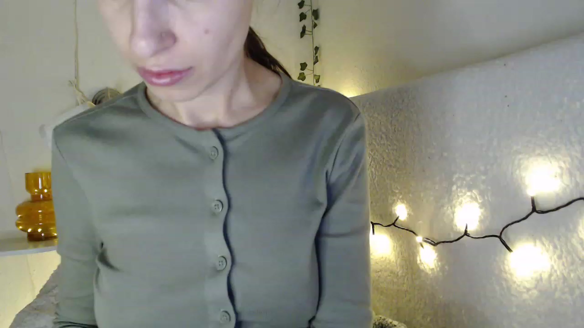 Gallery image thumbnail from Nora_Sweet's myfreecams stream on, 03/14/2023, 12:15 image 16 of 20