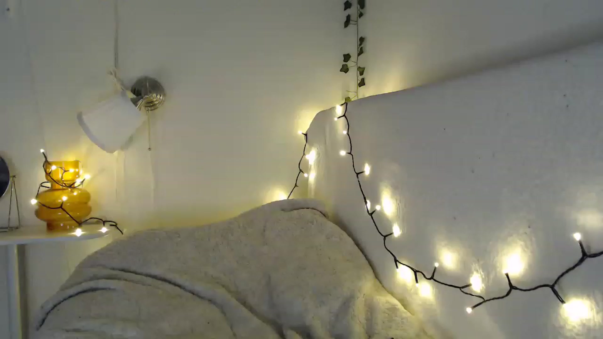 Gallery image thumbnail from Nora_Sweet's myfreecams stream on, 03/16/2023, 14:09 image 16 of 20