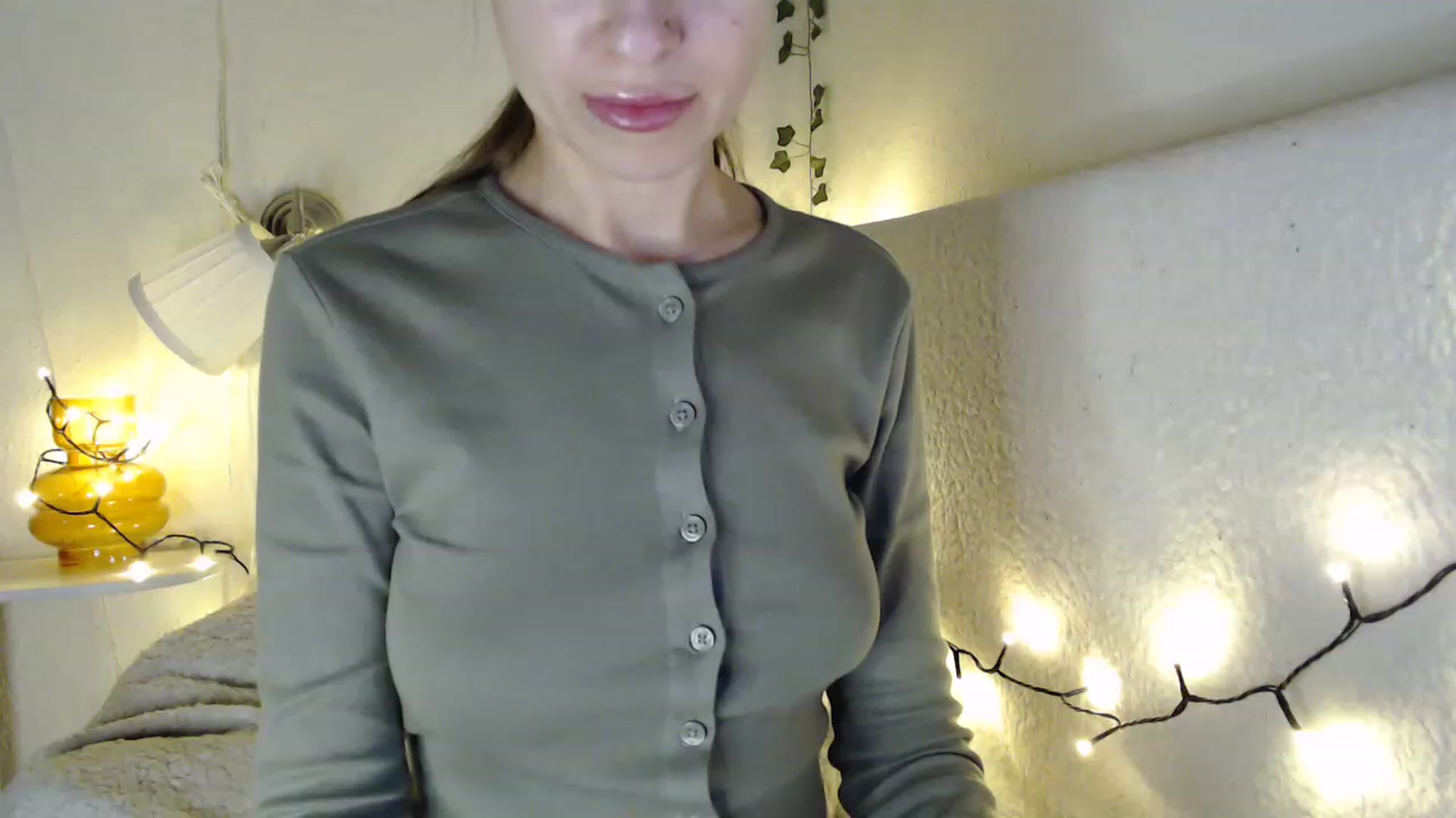 Gallery image thumbnail from Nora_Sweet's myfreecams stream on, 03/16/2023, 21:54 image 3 of 20
