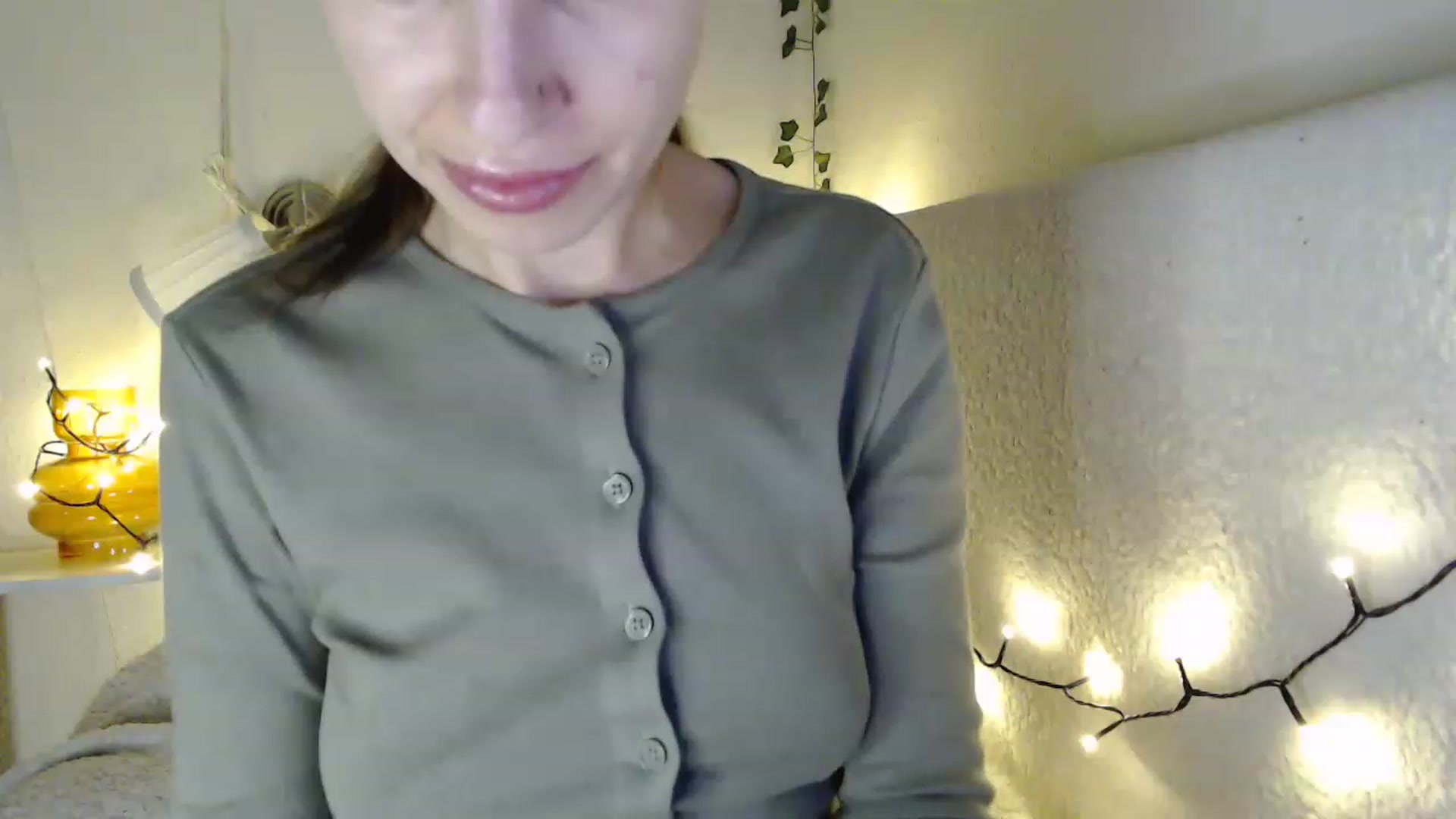 Gallery image thumbnail from Nora_Sweet's myfreecams stream on, 03/16/2023, 21:54 image 16 of 20