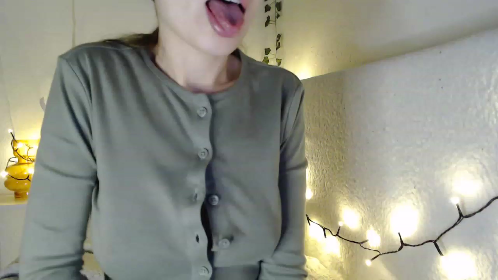 Gallery image thumbnail from Nora_Sweet's myfreecams stream on, 03/16/2023, 23:22 image 1 of 20