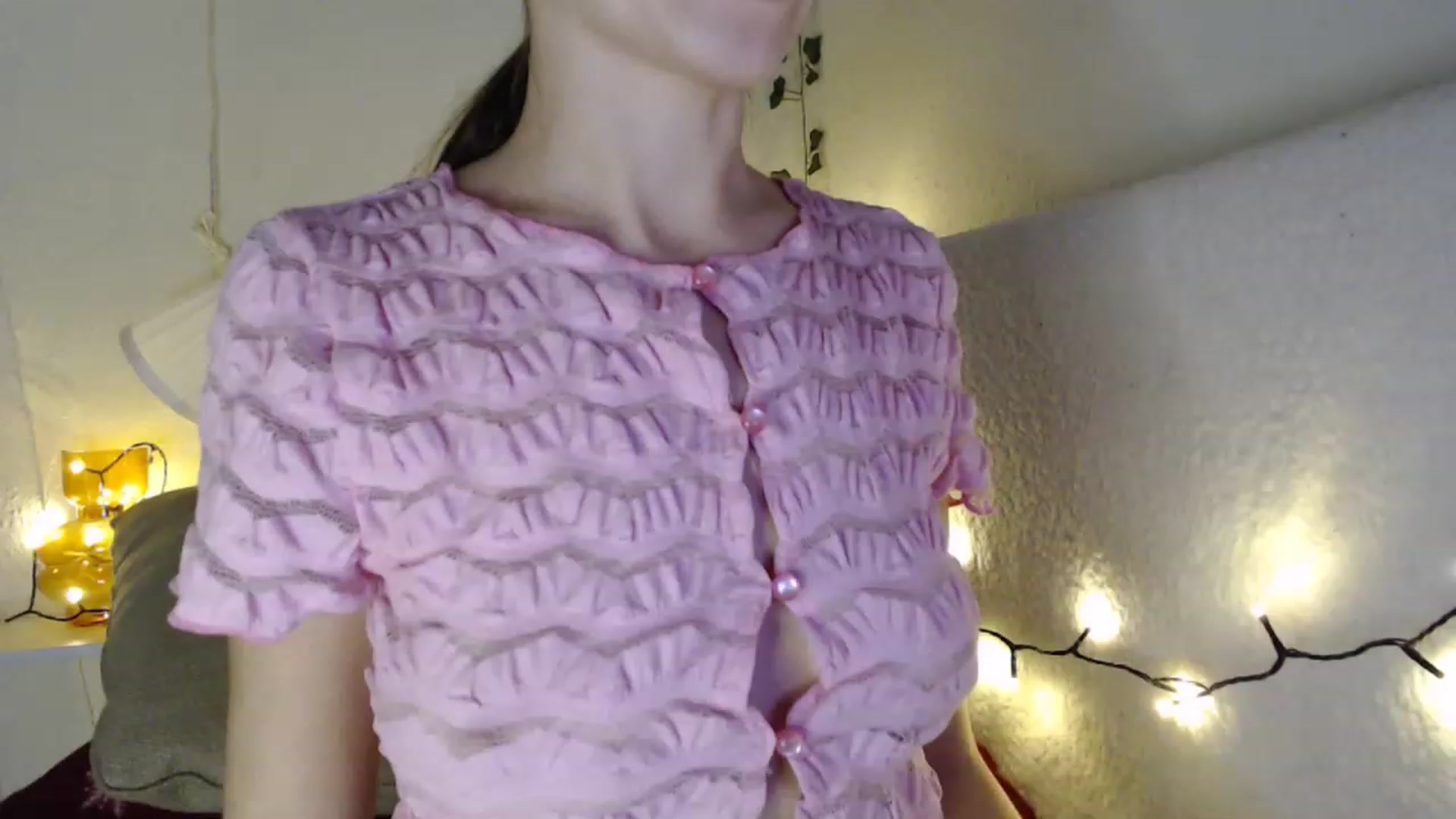 Gallery image thumbnail from Nora_Sweet's myfreecams stream on, 03/20/2023, 11:42 image 13 of 20