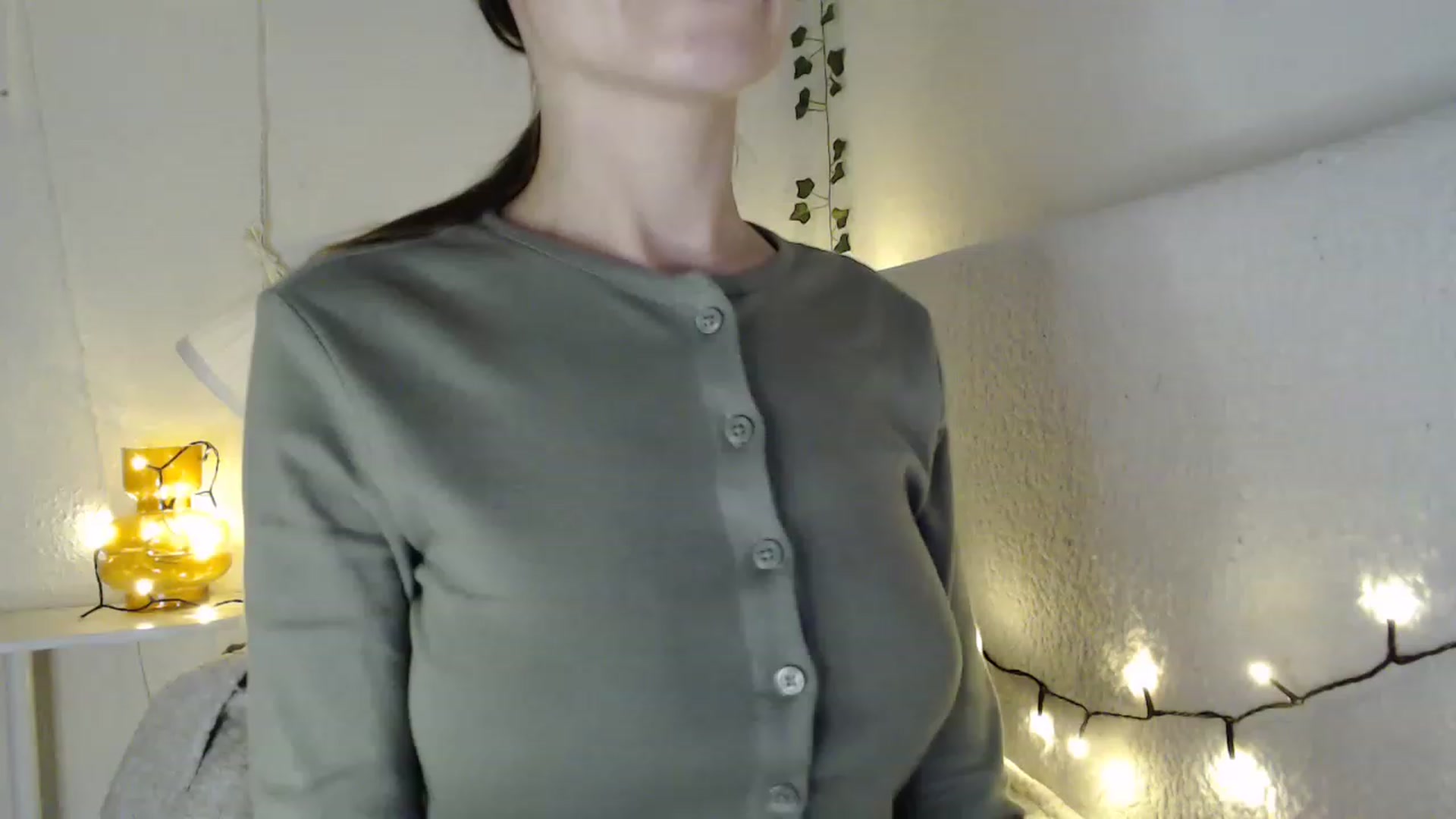 Gallery image thumbnail from Nora_Sweet's myfreecams stream on, 03/29/2023, 11:35 image 10 of 20