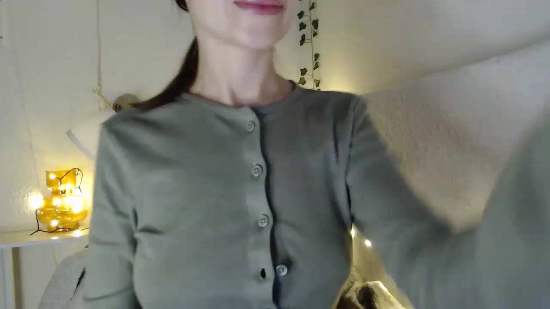 Gallery image thumbnail from Nora_Sweet's myfreecams stream on, 03/29/2023, 11:35 image 19 of 20