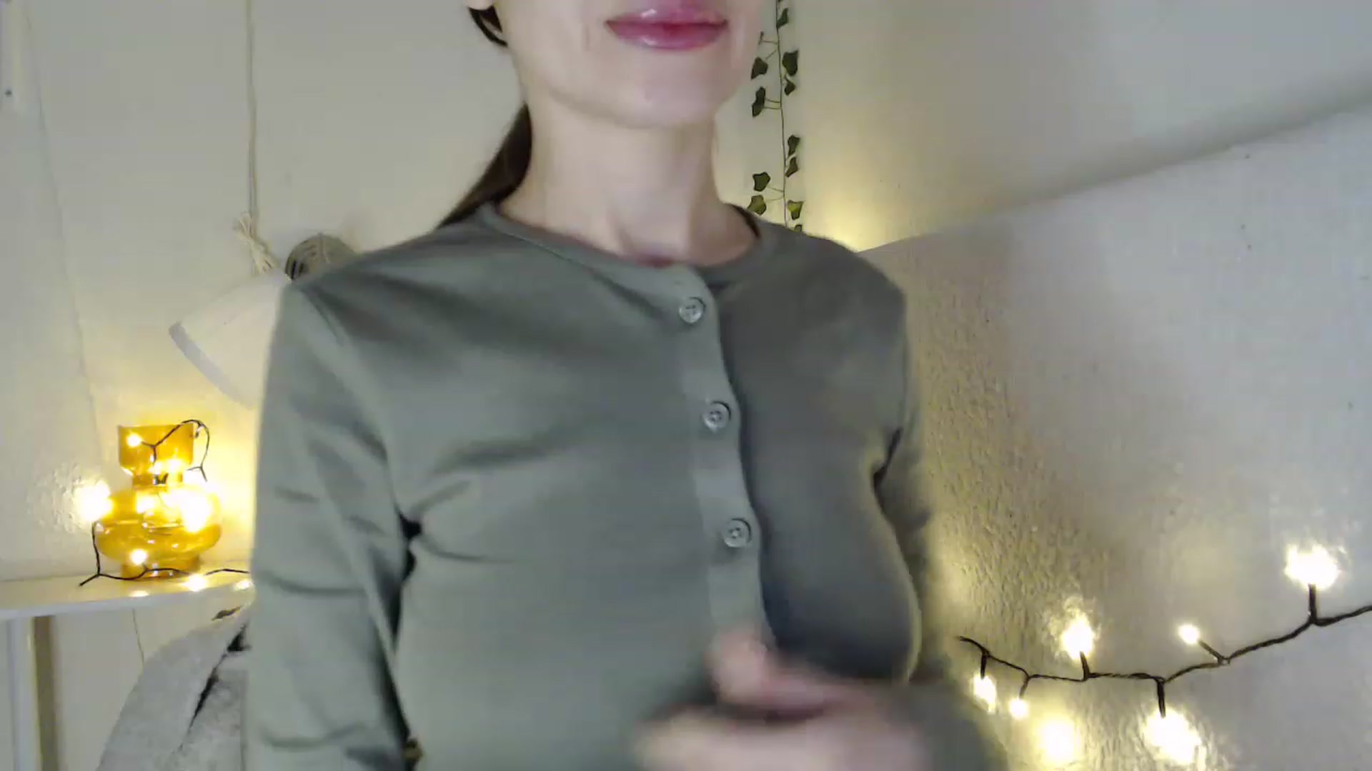 Gallery image thumbnail from Nora_Sweet's myfreecams stream on, 03/29/2023, 11:35 image 8 of 20