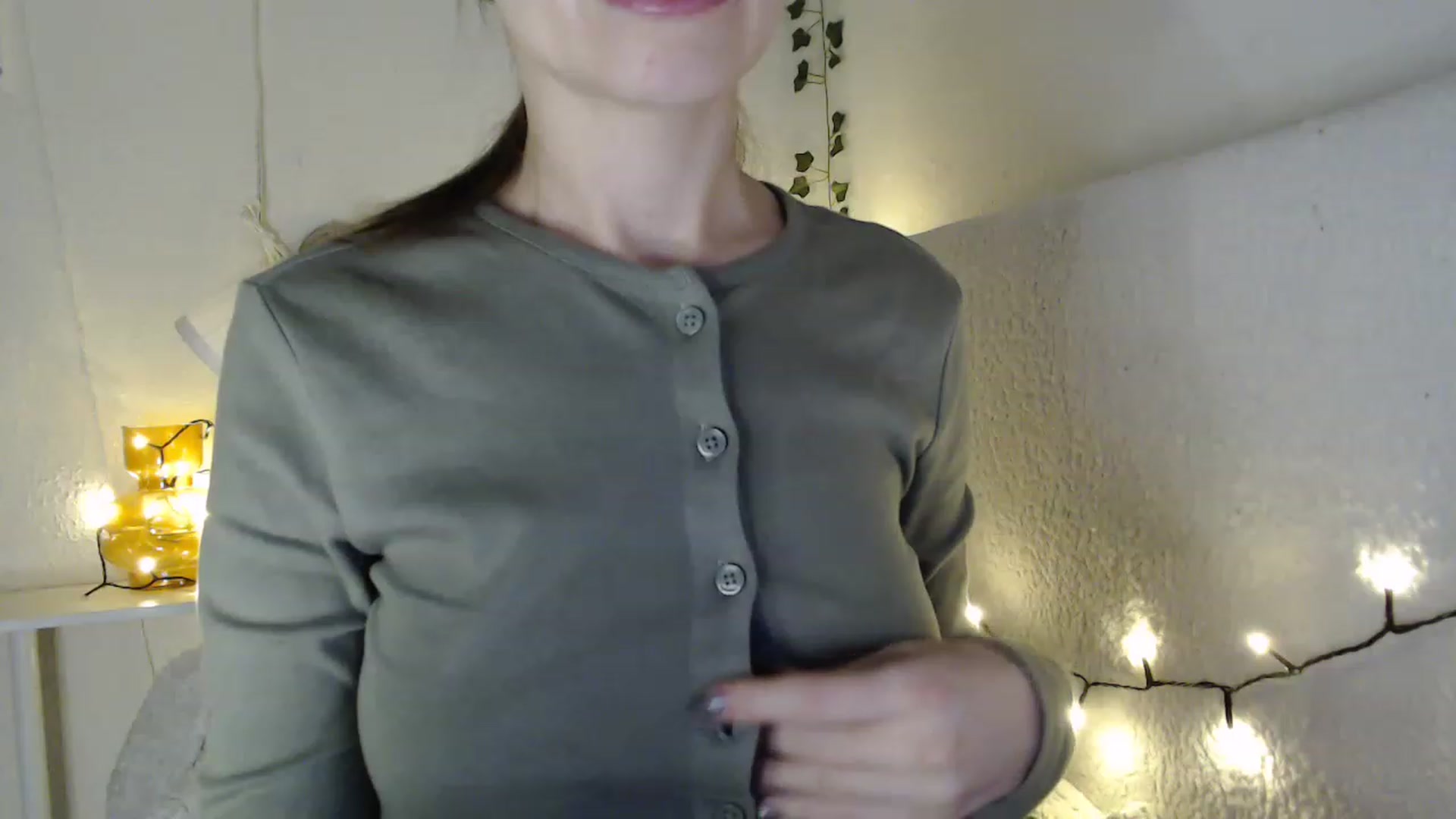 Gallery image thumbnail from Nora_Sweet's myfreecams stream on, 03/29/2023, 11:35 image 20 of 20