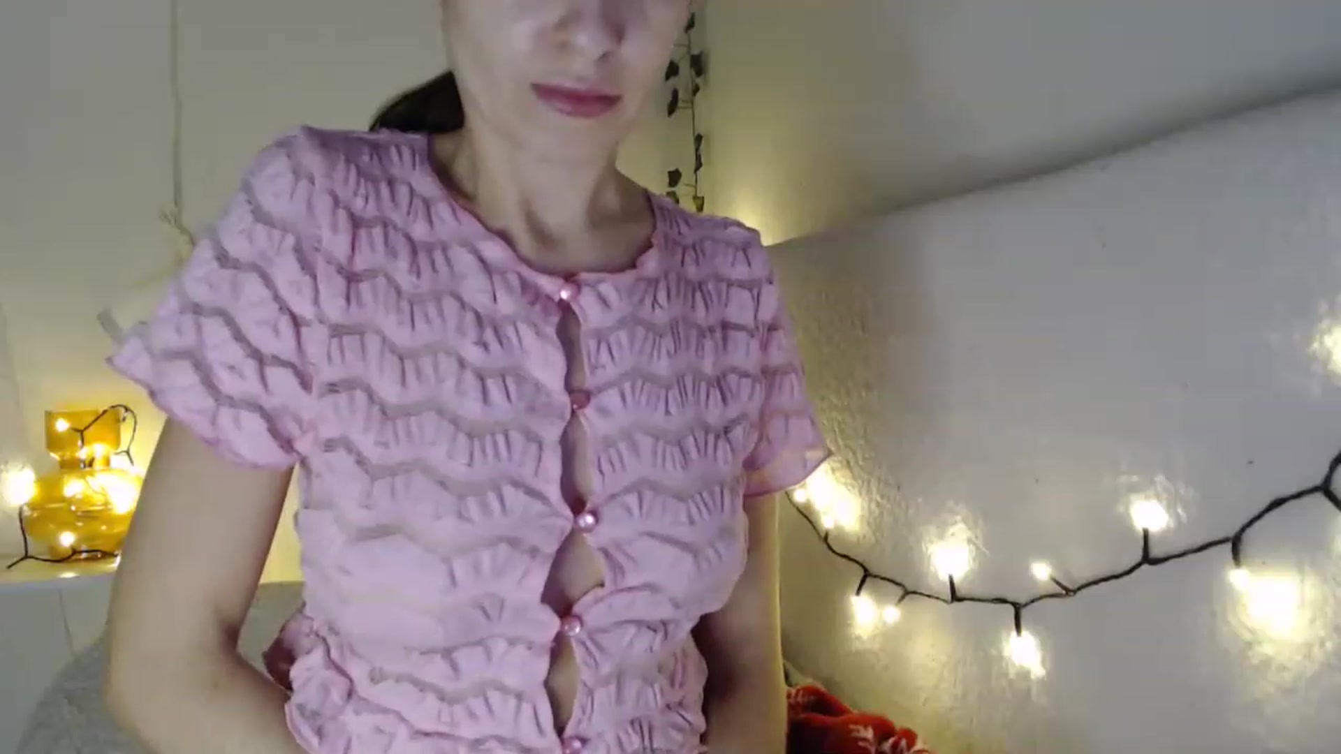 Gallery image thumbnail from Nora_Sweet's myfreecams stream on, 03/30/2023, 13:16 image 18 of 20
