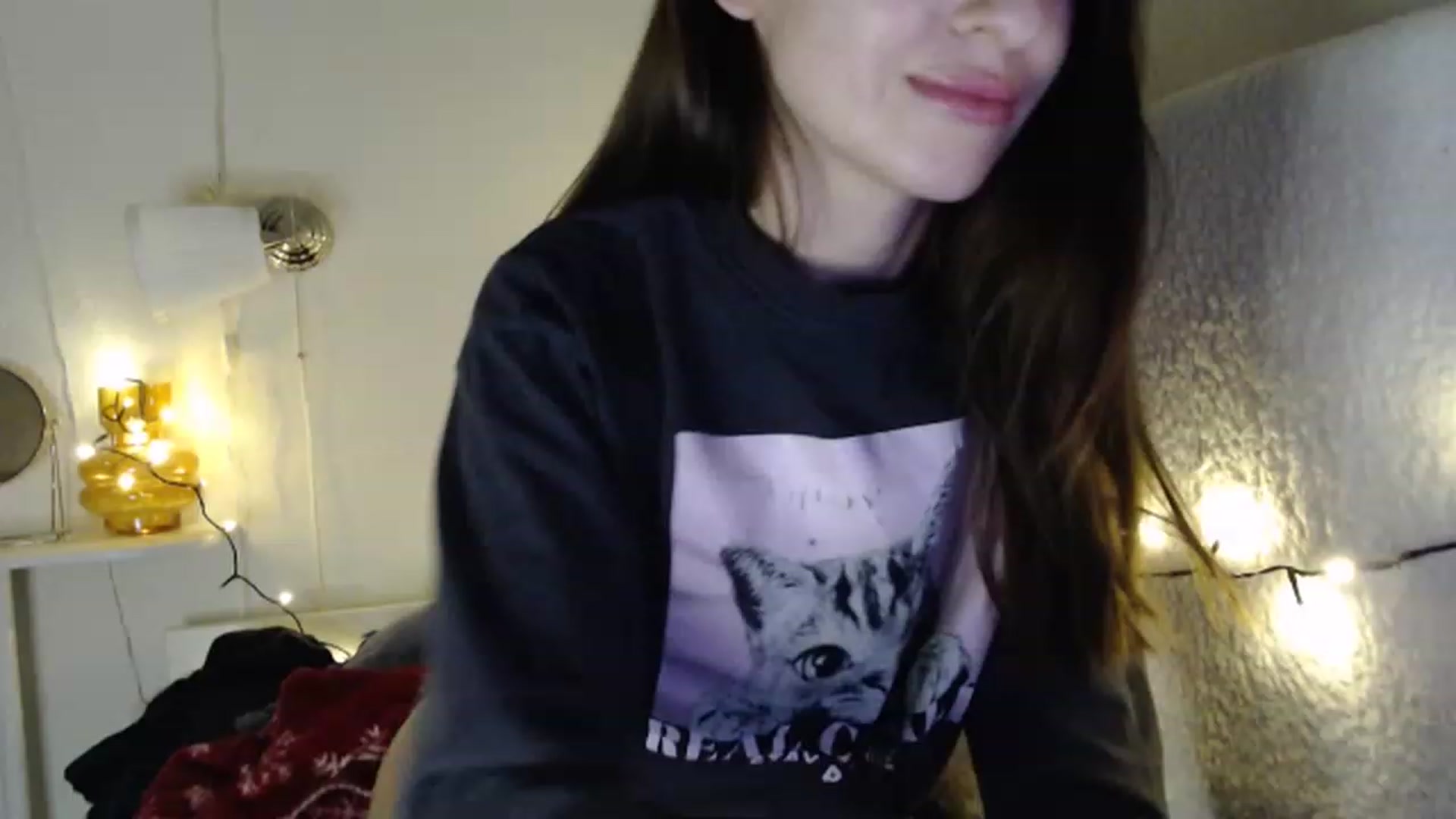 Gallery image thumbnail from Nora_Sweet's myfreecams stream on, 04/02/2023, 23:06 image 19 of 20